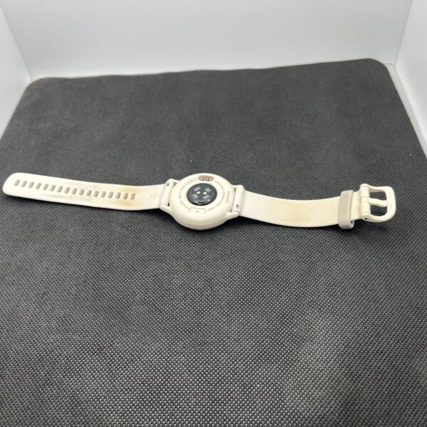 Garmin Vivoactive 5 Ivory Cream Gold Aluminum Bezel (Condition: Good) - Image 6