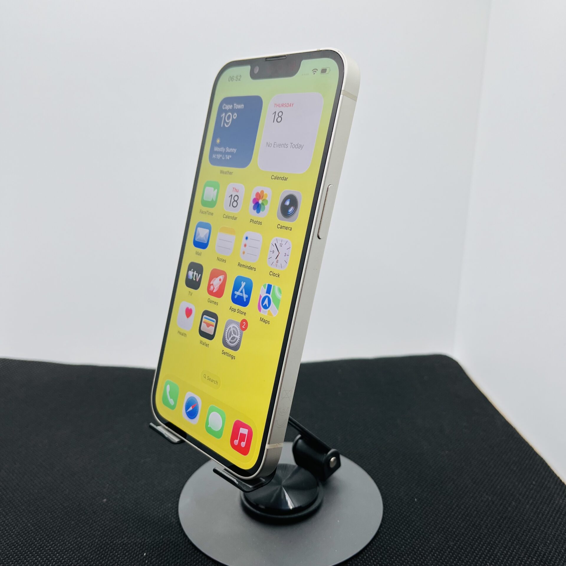 Apple iPhone 13 128GB Starlight (Condition: Good) - Image 4