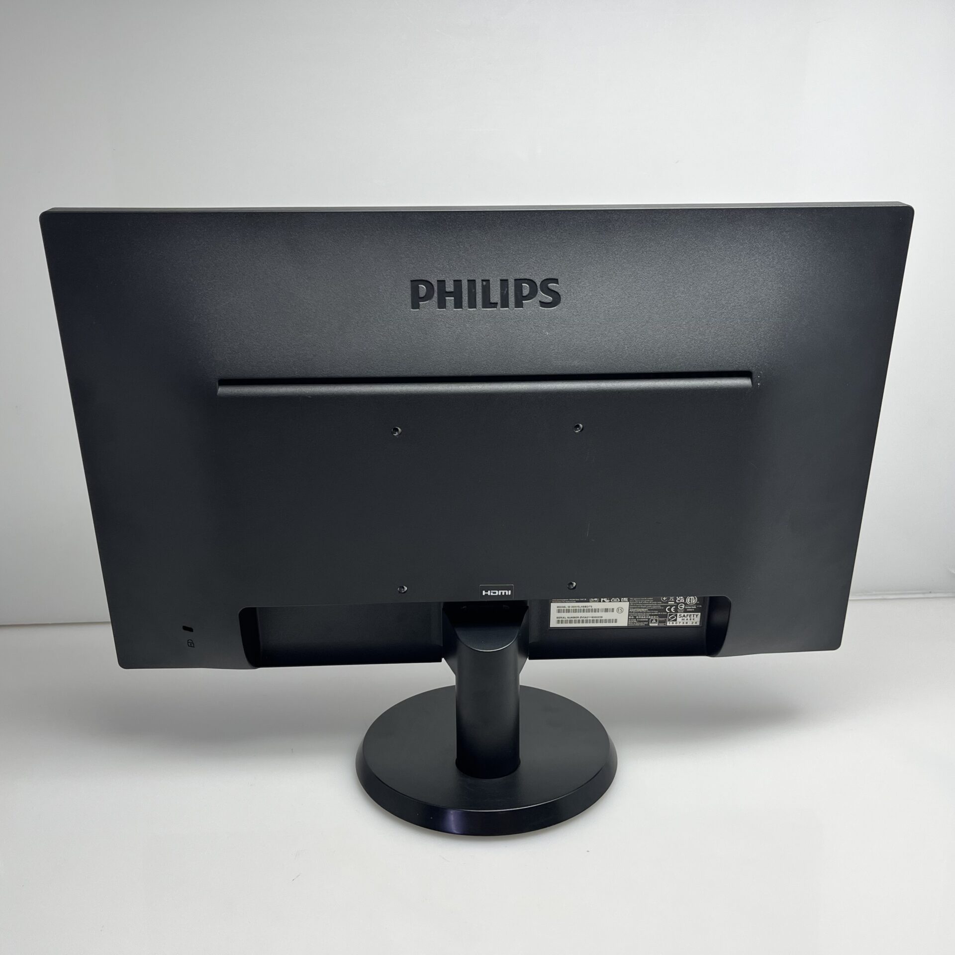 Phillips 20-inch V-Line LED-backlit LCD desktop computer monitor-Black (Condition Good) - Image 6