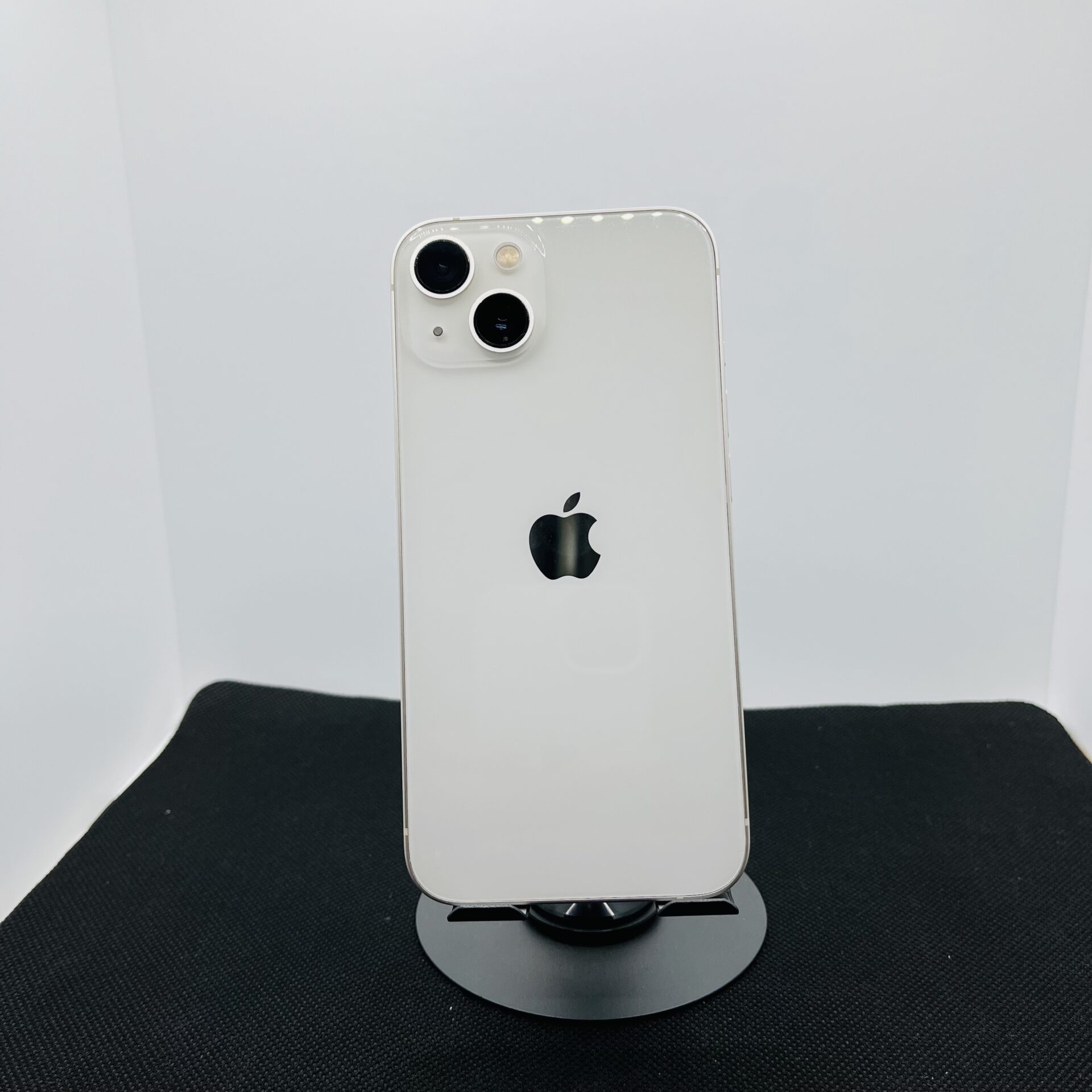 Apple iPhone 13 128GB Starlight (Condition: Good) - Image 6