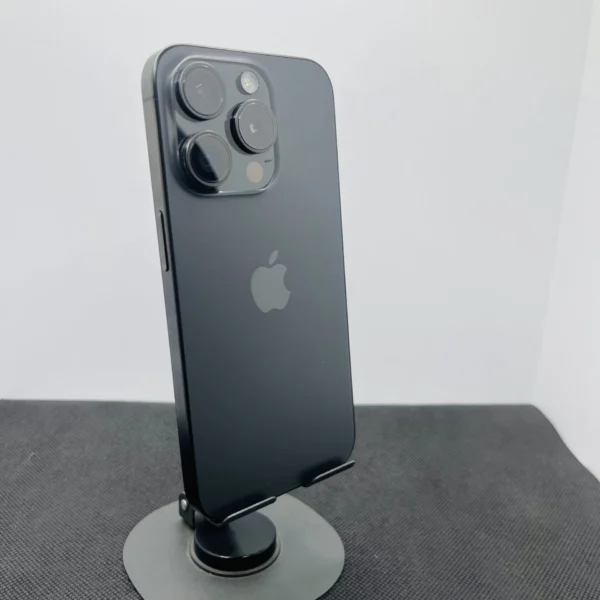 Apple iPhone 15 Pro 256GB Black Titanium (Condition: Excellent