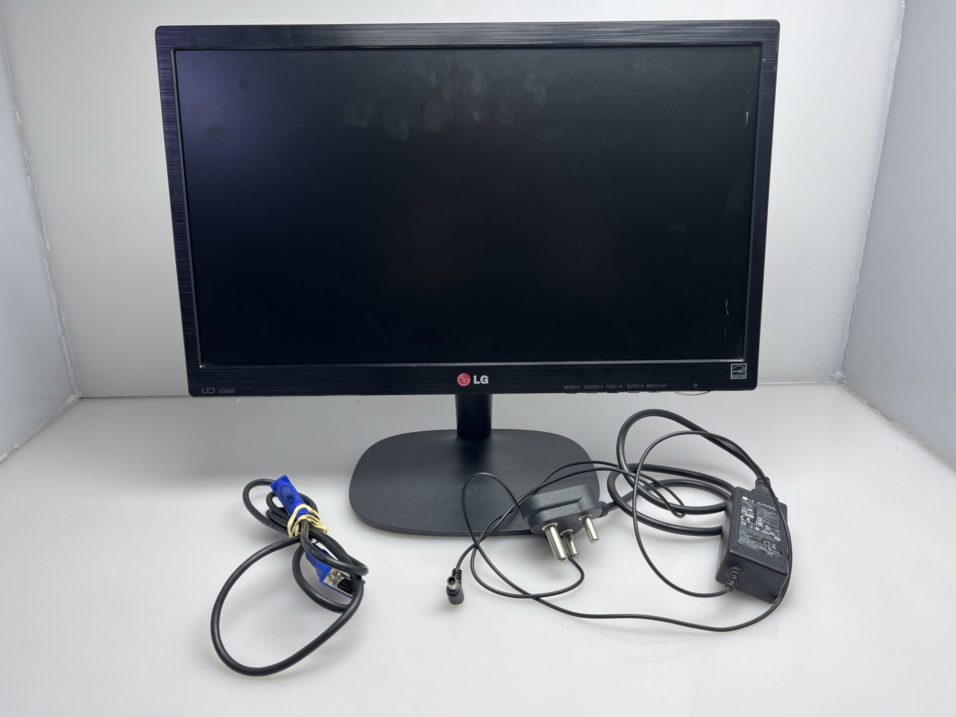 LG LED 20M35A Monitor Black (Condition Good) - Image 8