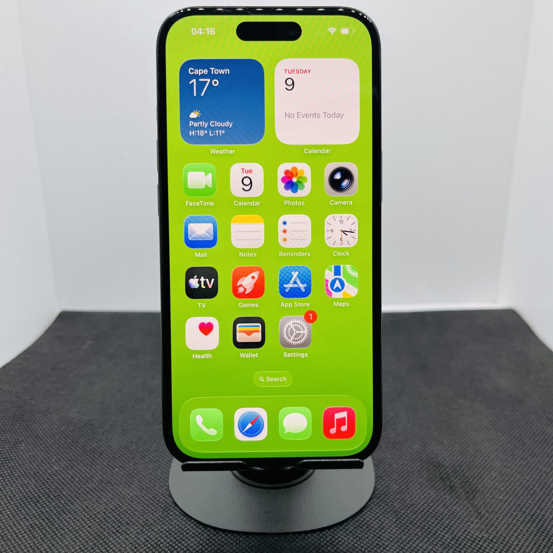 Apple iPhone 15 128GB Black (Condition: Good) - Image 2