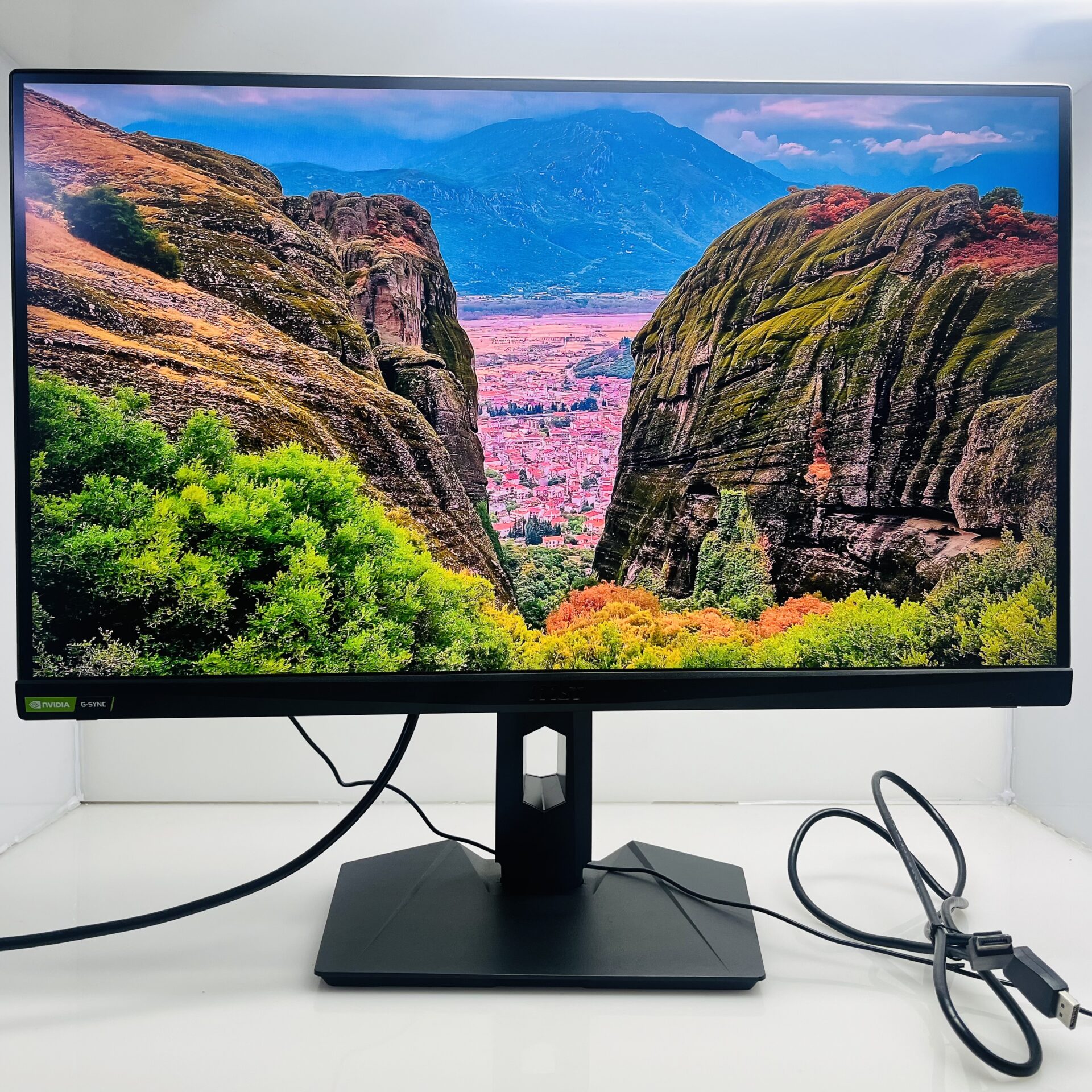 MSI Optix G-Sync MAG274QRF 27" QHD 165Hz Monitor Black (Condition: Excellent) - Image 2