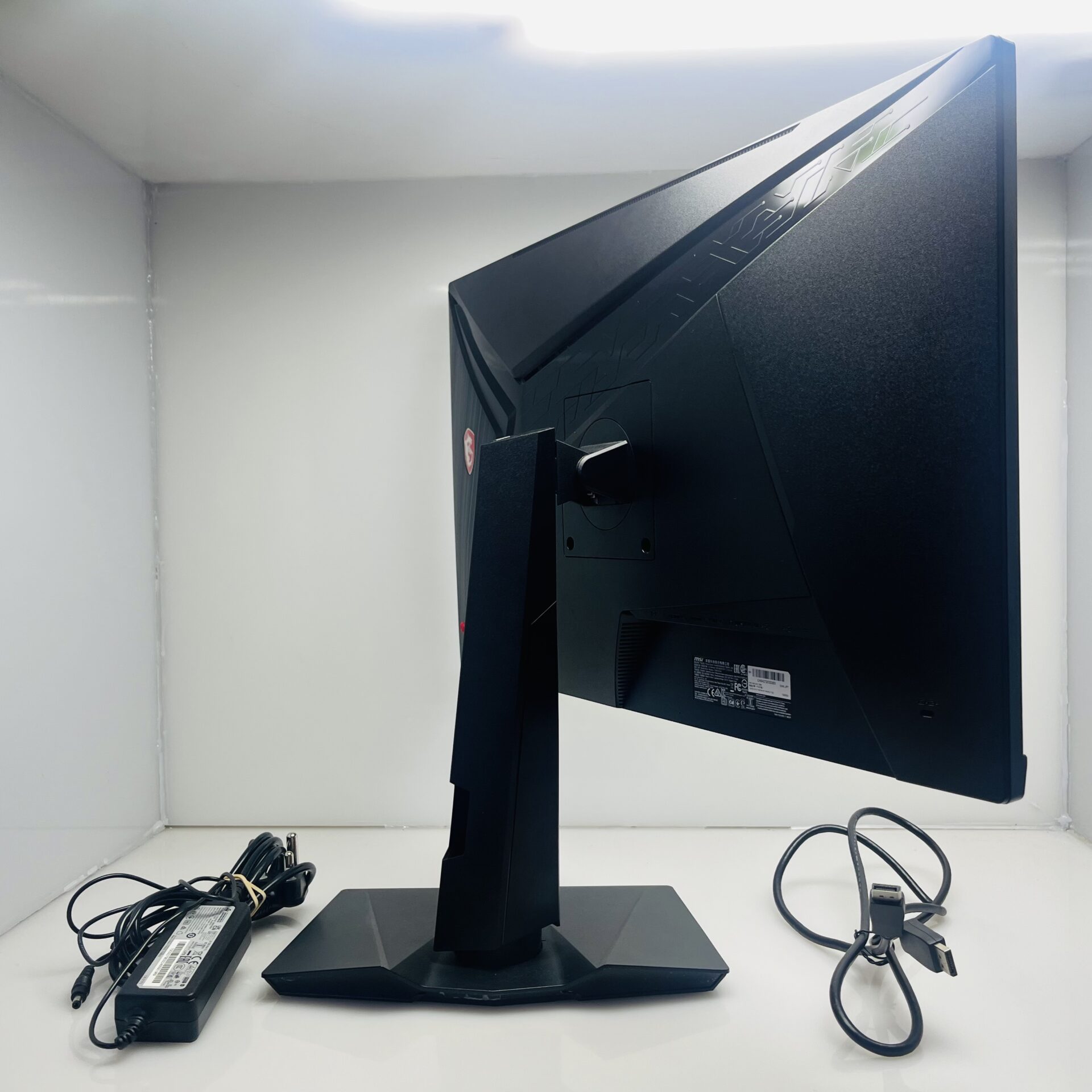 MSI Optix G-Sync MAG274QRF 27" QHD 165Hz Monitor Black (Condition: Excellent) - Image 6
