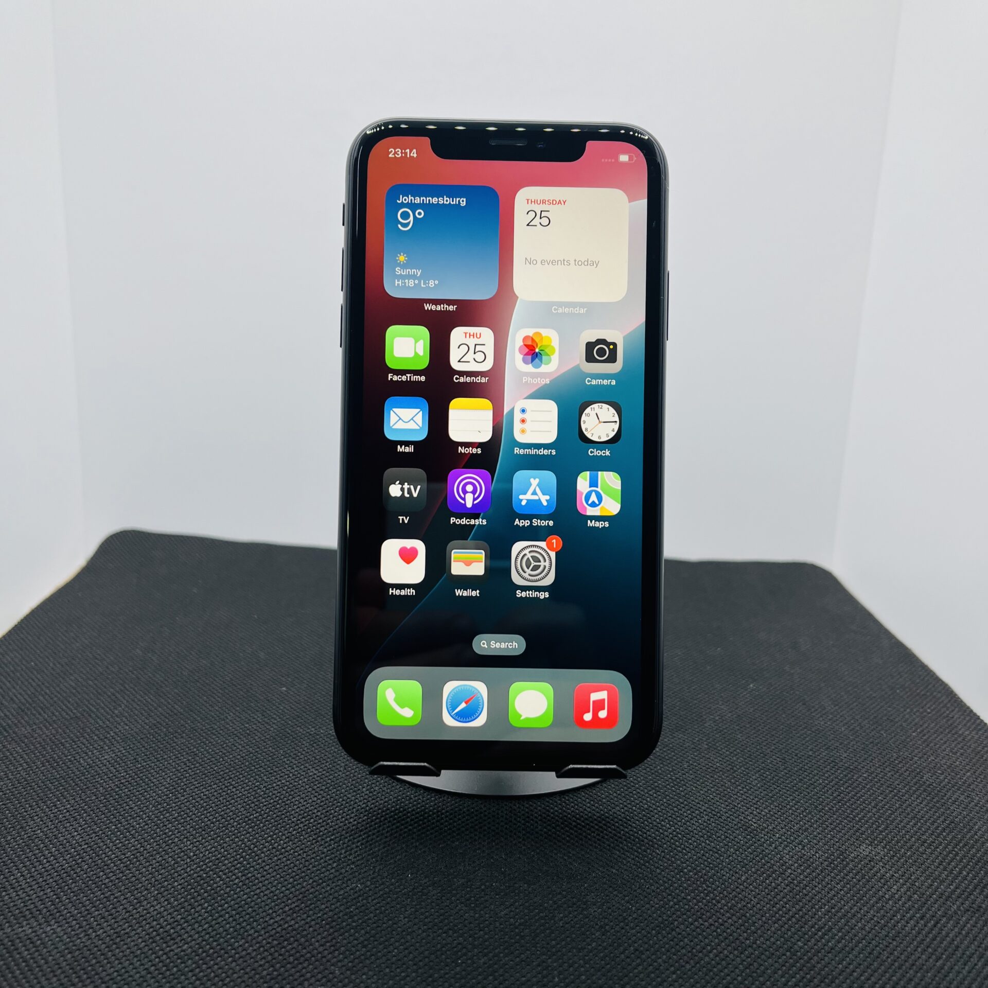 Apple iPhone XR 64GB Black (Condition:Excellent) | Epic Deals SA