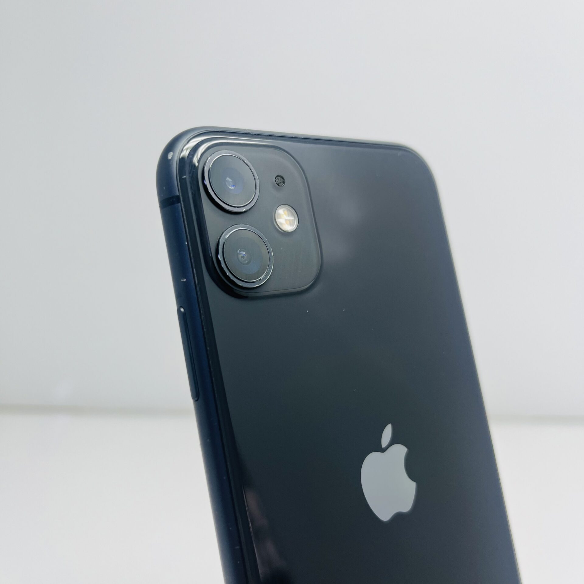 Apple iPhone 11 64GB Black (Condition: Good)- No Face ID - Image 8