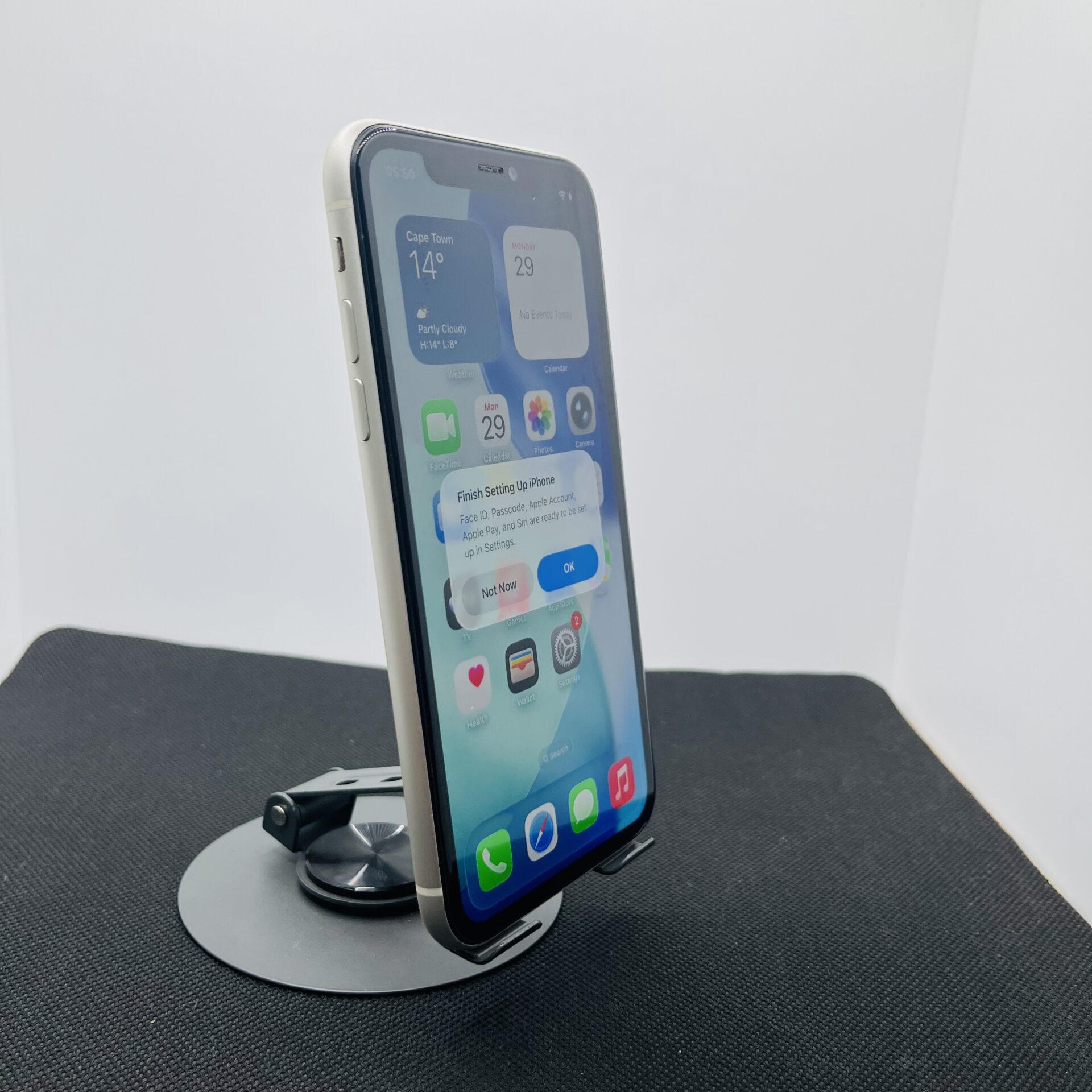 Apple iPhone 11 128GB White (Condition: Good) | Epic Deals SA