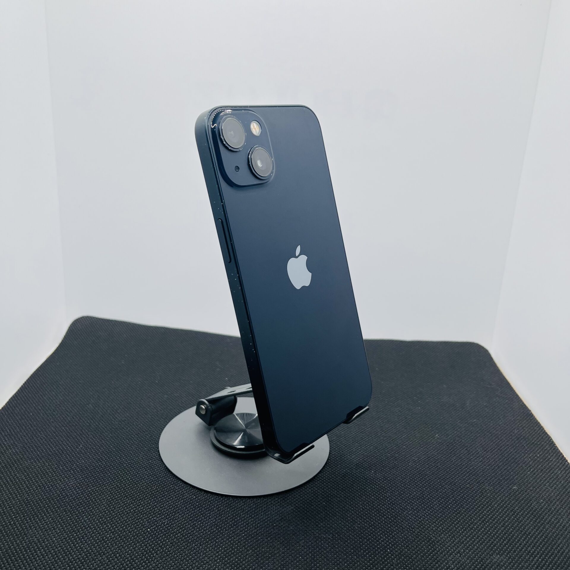 Apple iPhone 13 128GB Midnight (Condition: Good) - Image 9