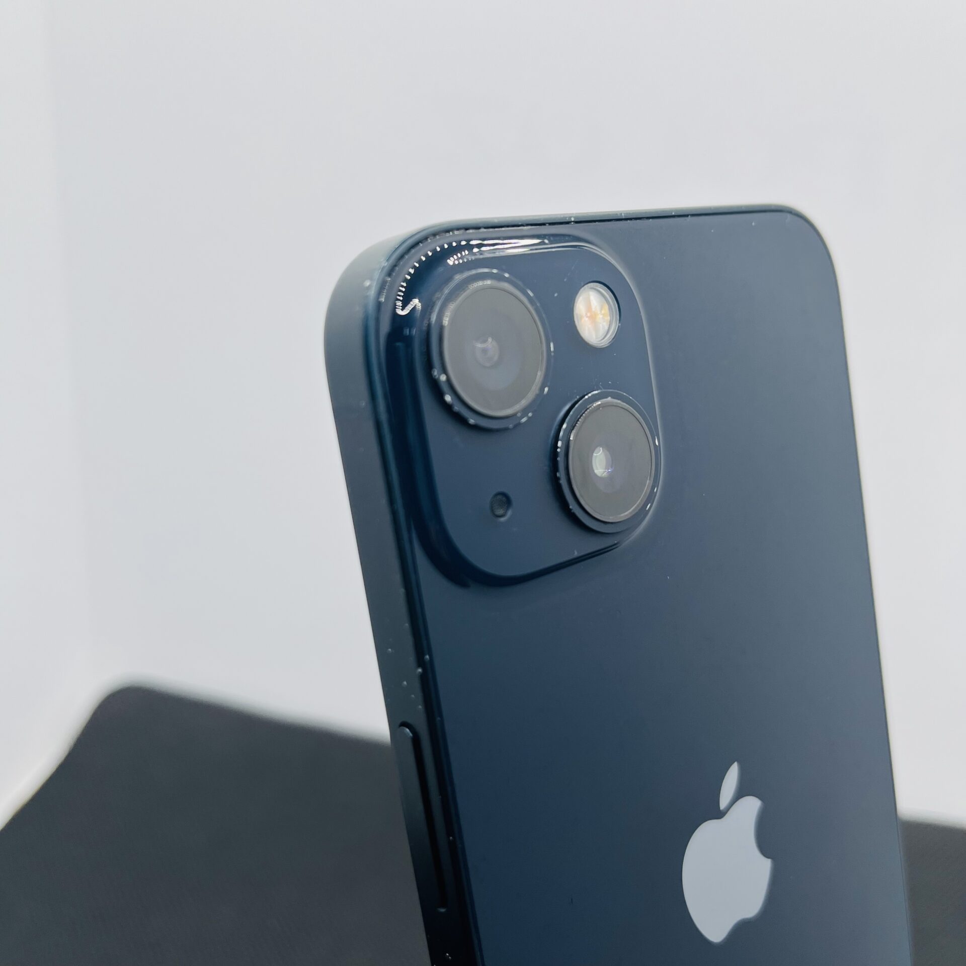 Apple iPhone 13 128GB Midnight (Condition: Good) - Image 11