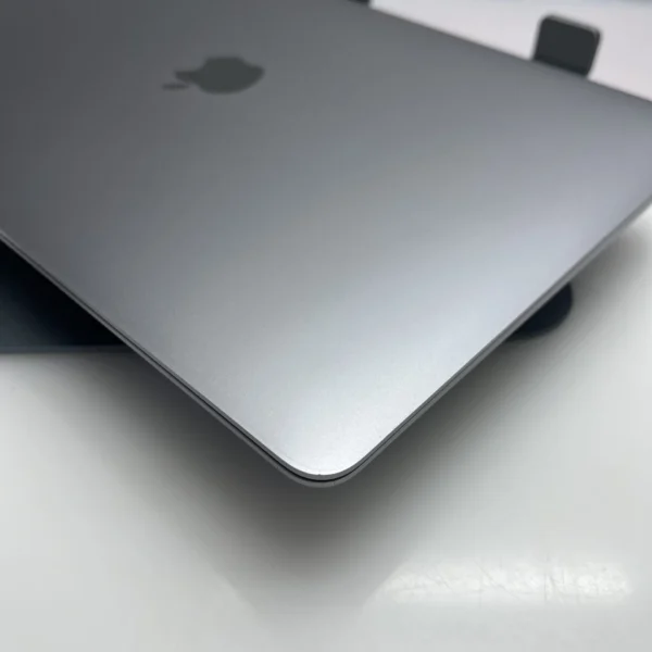 MacBook Air 13-Inch 