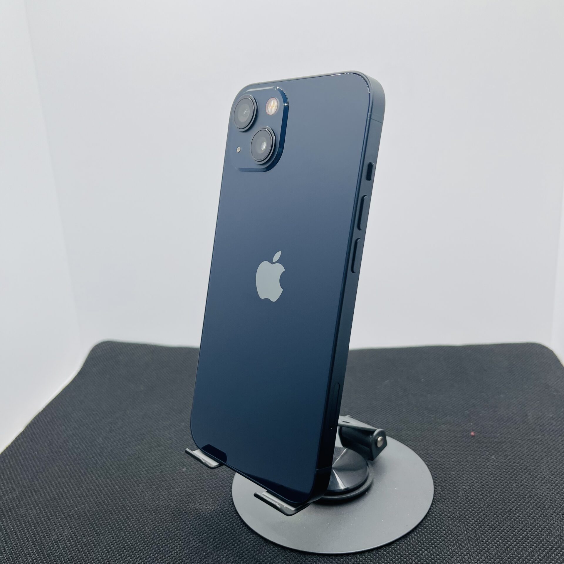 Apple iPhone 13 256GB Midnight (Condition: Excellent) - Image 6