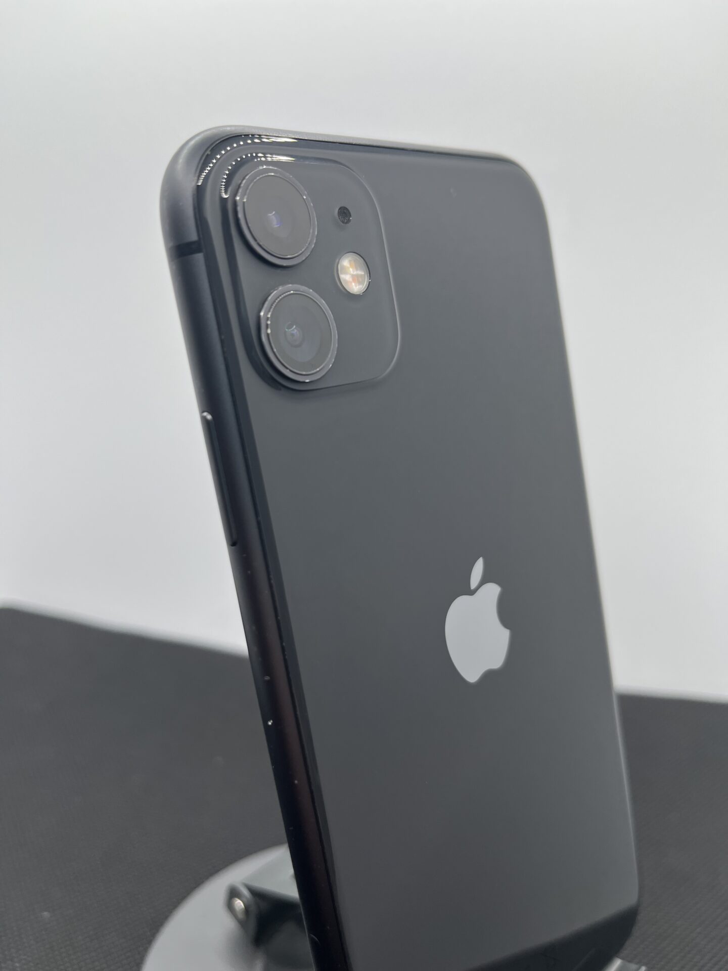 Apple iPhone 11 128GB Black (Condition: Good) | Epic Deals SA