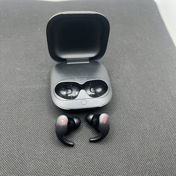 Beats Fit Pro Black (Condition: Good) - Image 5