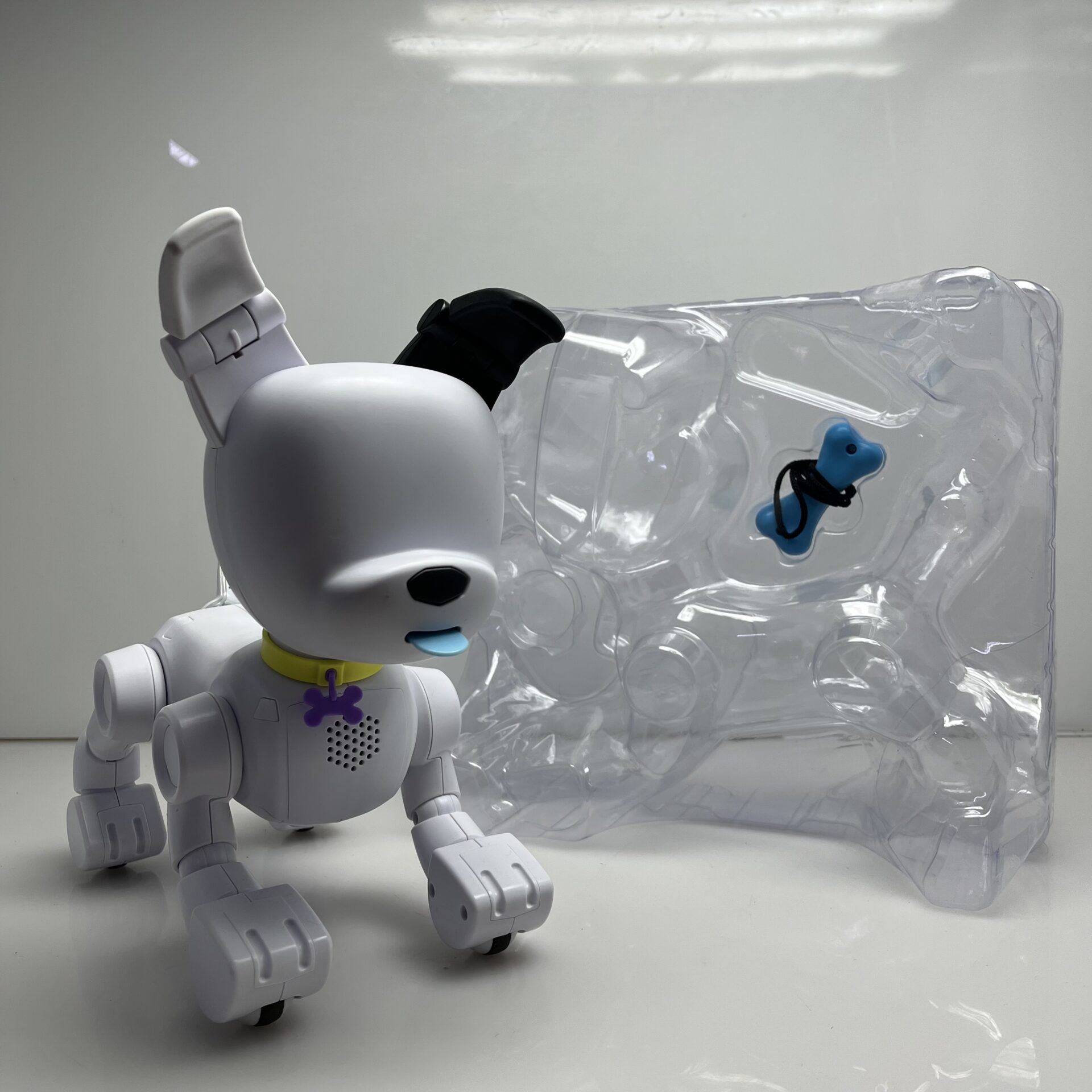 WowWee Dog And E Robot White (Condition: Good) - Image 11