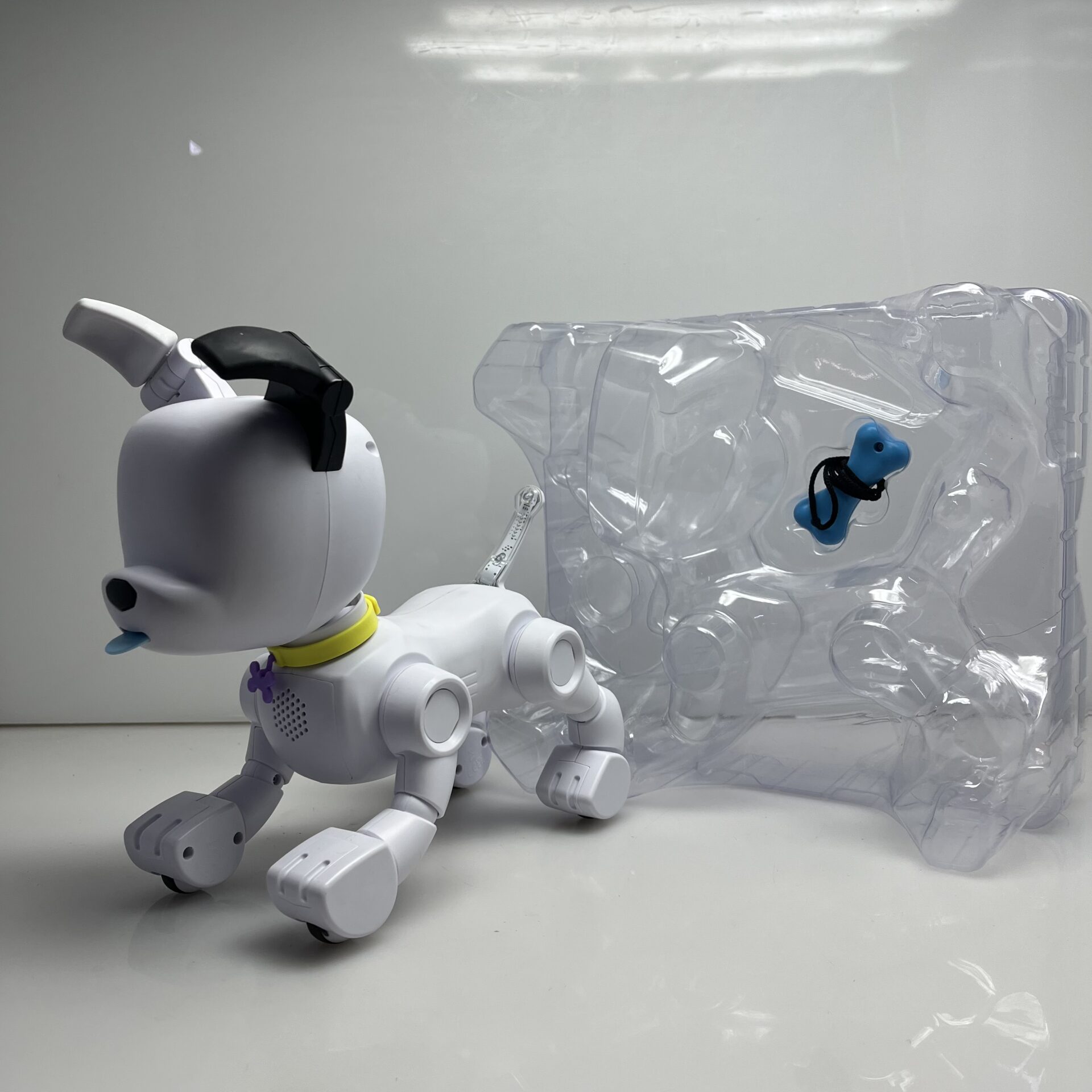 WowWee Dog And E Robot White (Condition: Good) - Image 10