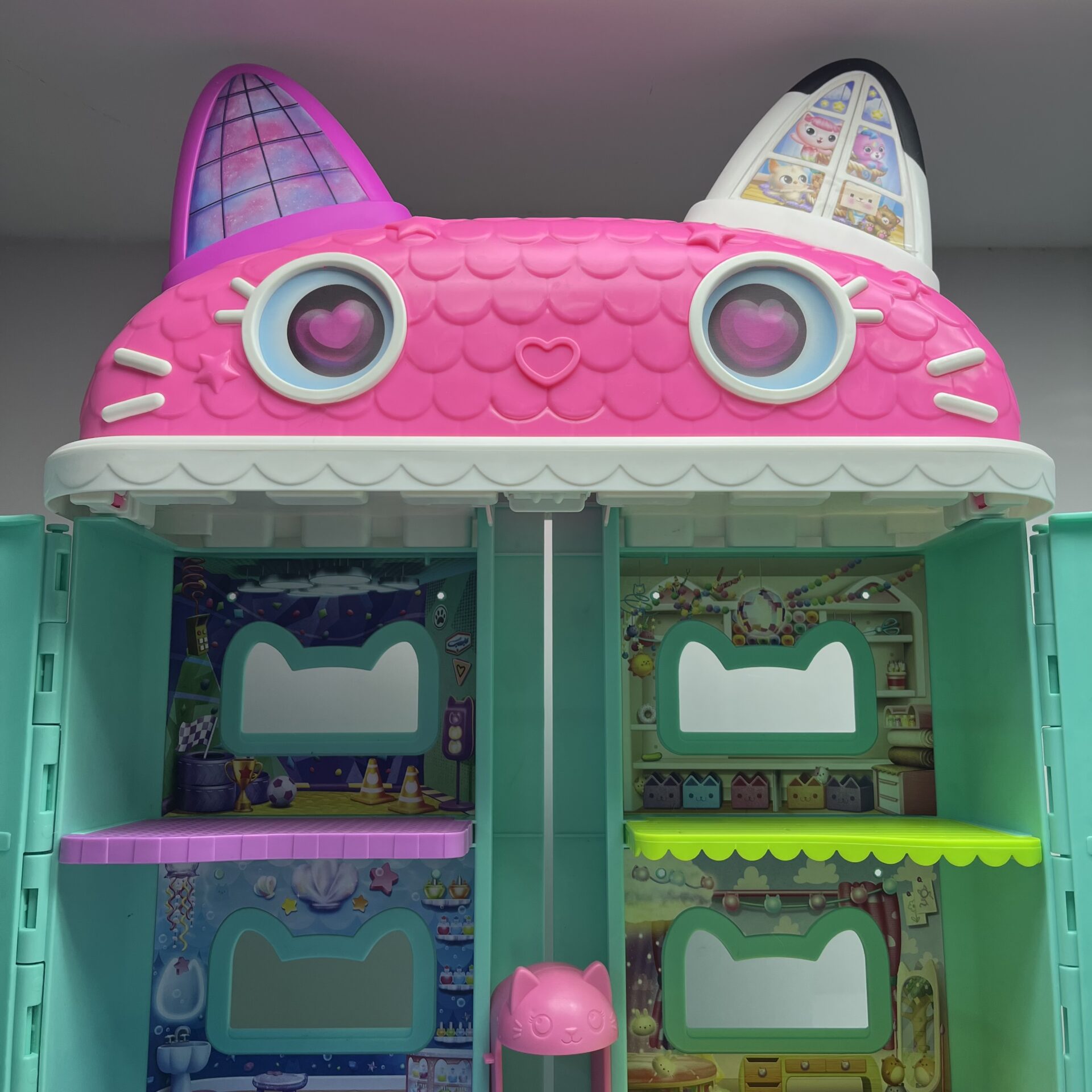 Gabby's Dollhouse 'The Movie' Meow-mazing Dollhouse Playset - (Condition: Fair) - Image 5