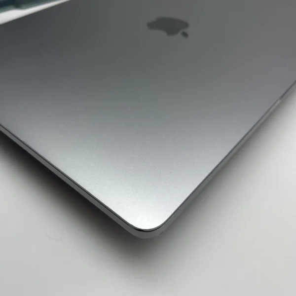 SALE: Apple MacBook Pro 13-Inch 