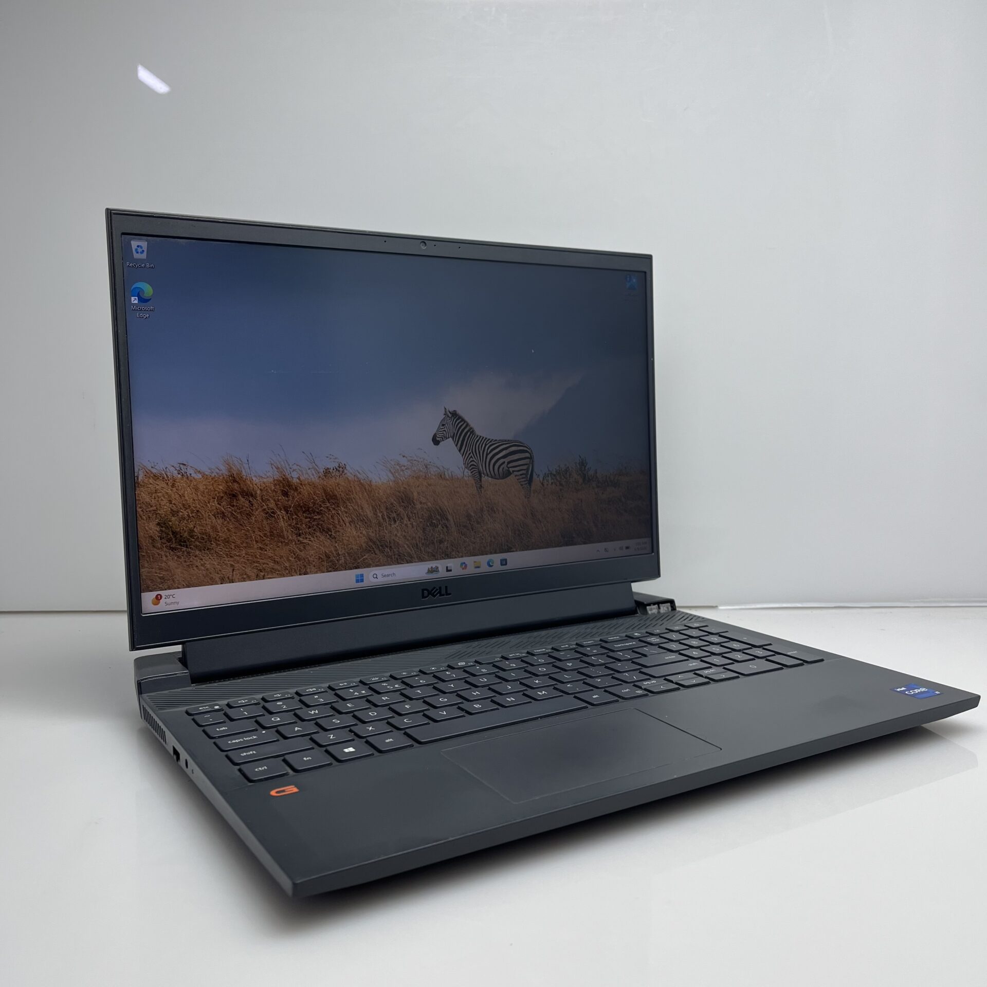 Dell G15 5511 11th Gen "Core i7" 32GB RAM 1TB SSD Black (Condition: Good) - Broken Hinge Cover - Image 3