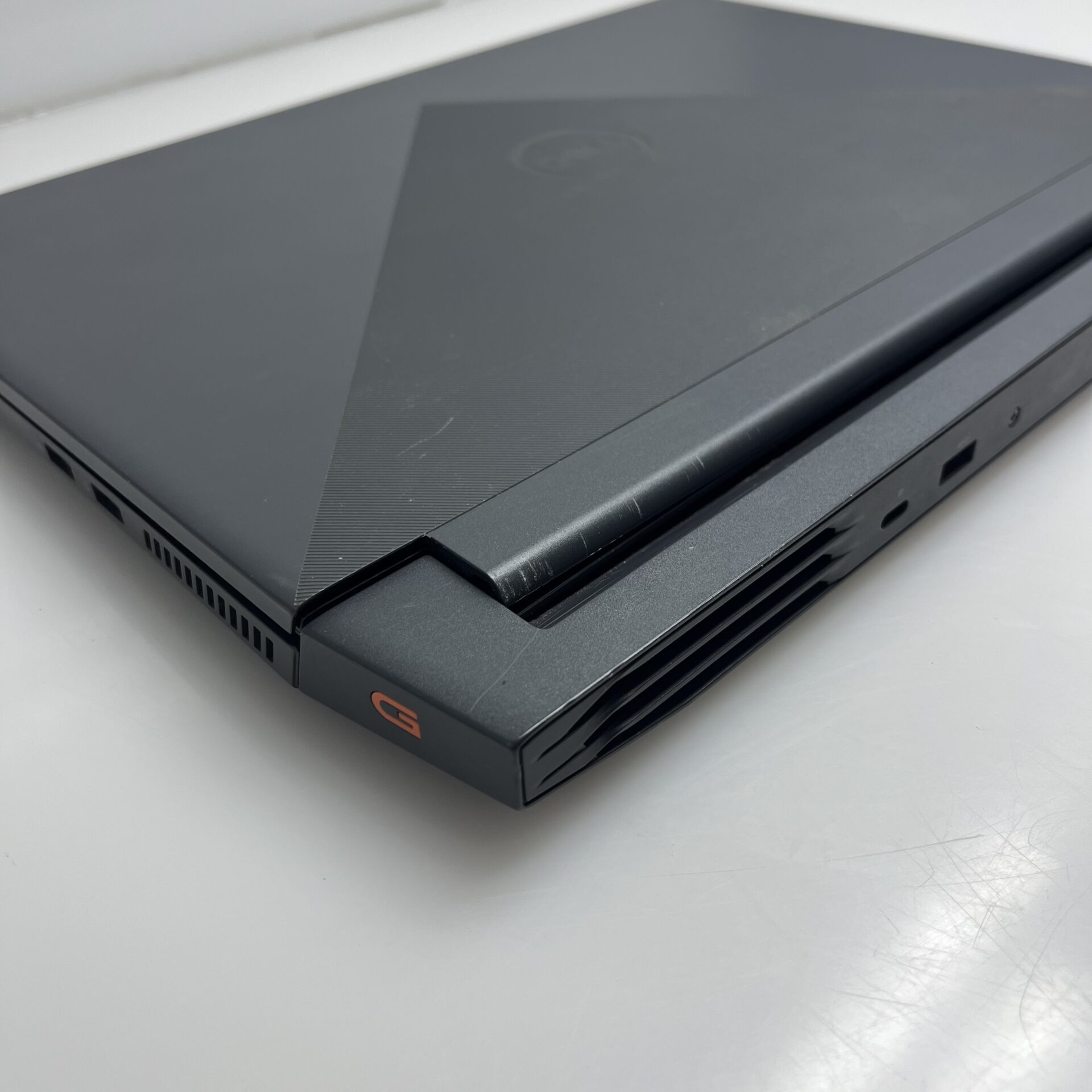 Dell G15 5511 11th Gen "Core i7" 32GB RAM 1TB SSD Black (Condition: Good) - Broken Hinge Cover - Image 6