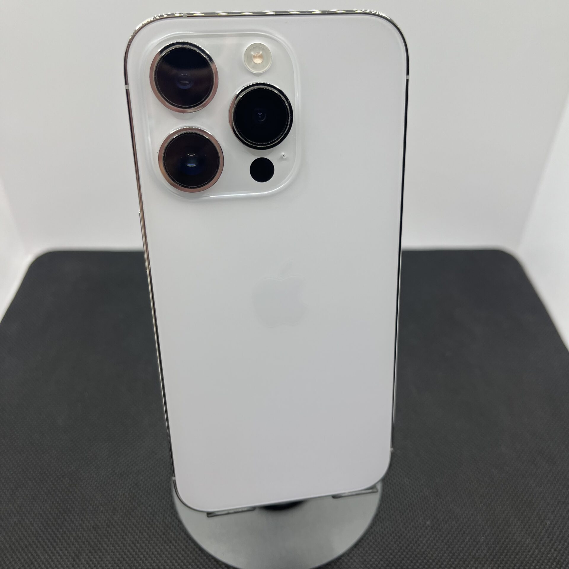 Apple iPhone 14 Pro 256GB Silver (Condition: Good) | Epic Deals SA