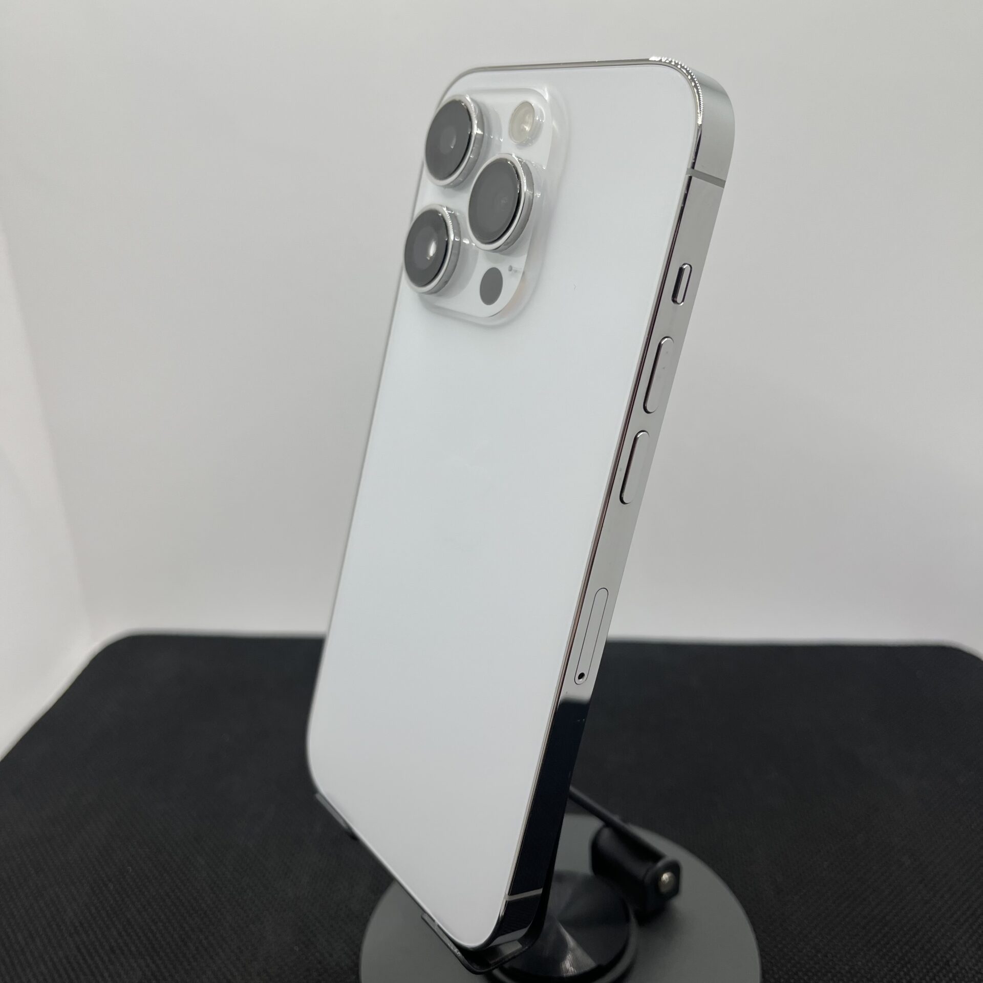 Apple iPhone 14 Pro 256GB Silver (Condition: Good) | Epic Deals SA