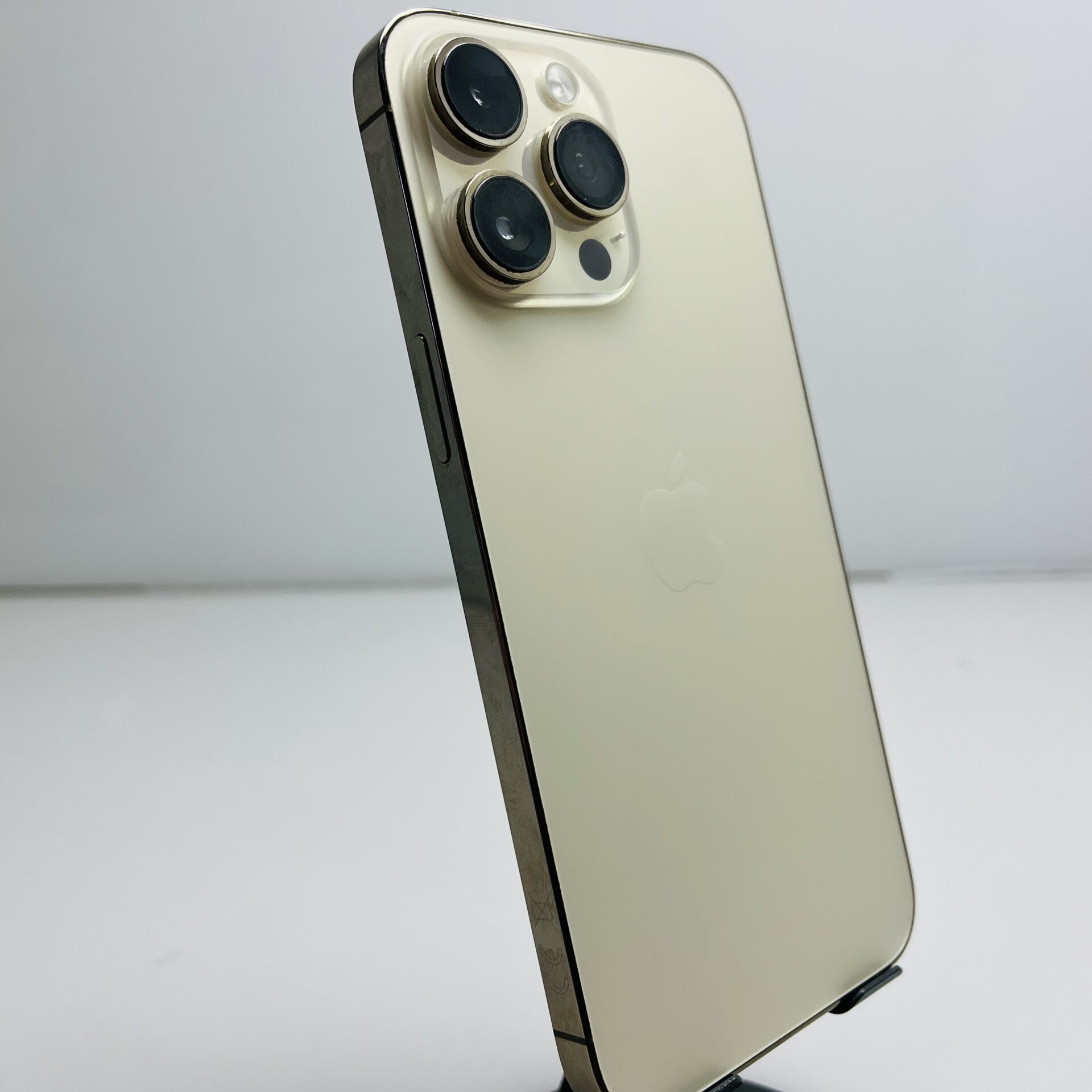 iPhone 14 Pro Max Gold 本体 MQ9D3J/A 256GB Apple iPhone 14 Pro Max 256GB Gold (Condition: Good) | Epic Deals SA