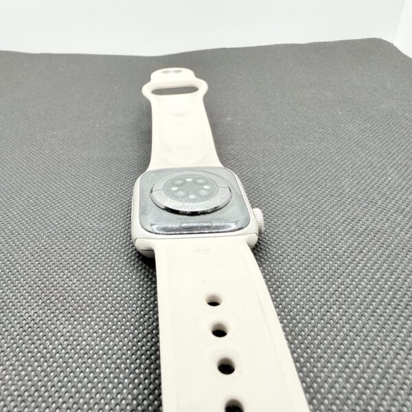 Apple Watch Series 9 41mm GPS Only Starlight (Condition: Good) - Image 6