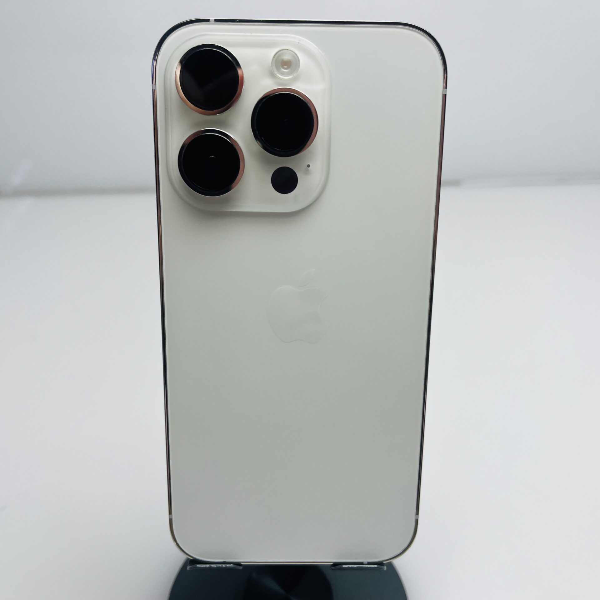 Apple iPhone 14 Pro 256GB Silver (Condition: Good) | Epic Deals SA