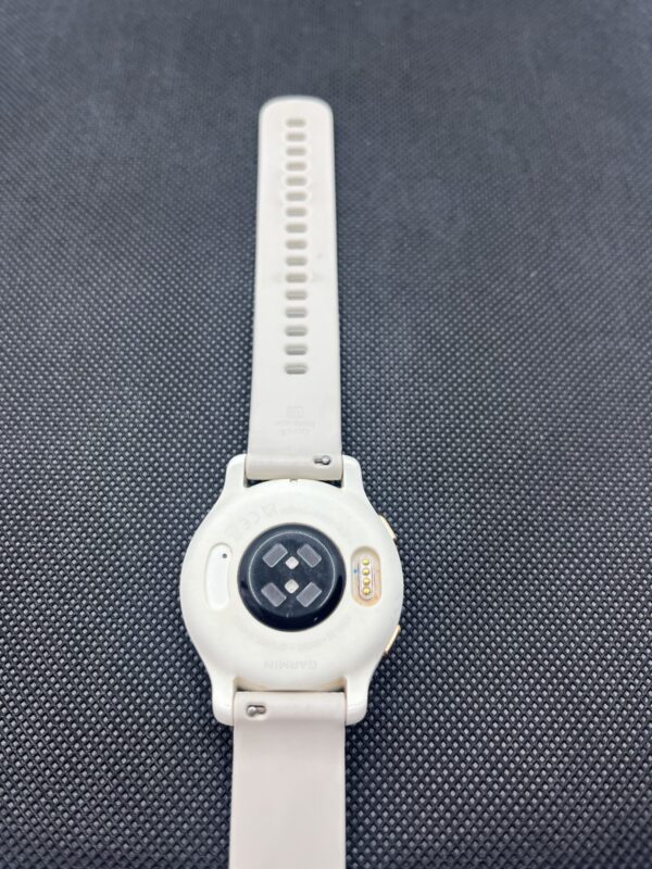 Garmin Venu 2S Gold (Condition: Good) - Image 7
