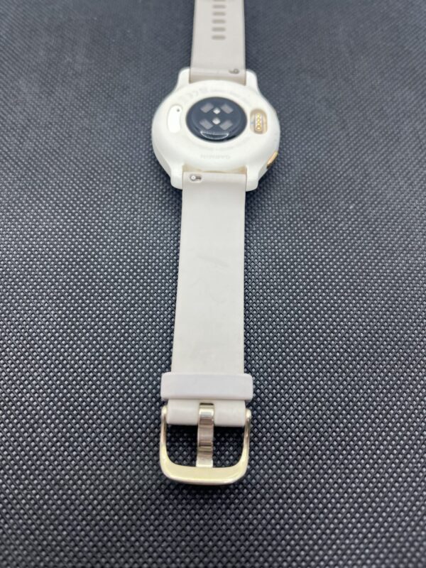 Garmin Venu 2S Gold (Condition: Good) - Image 9