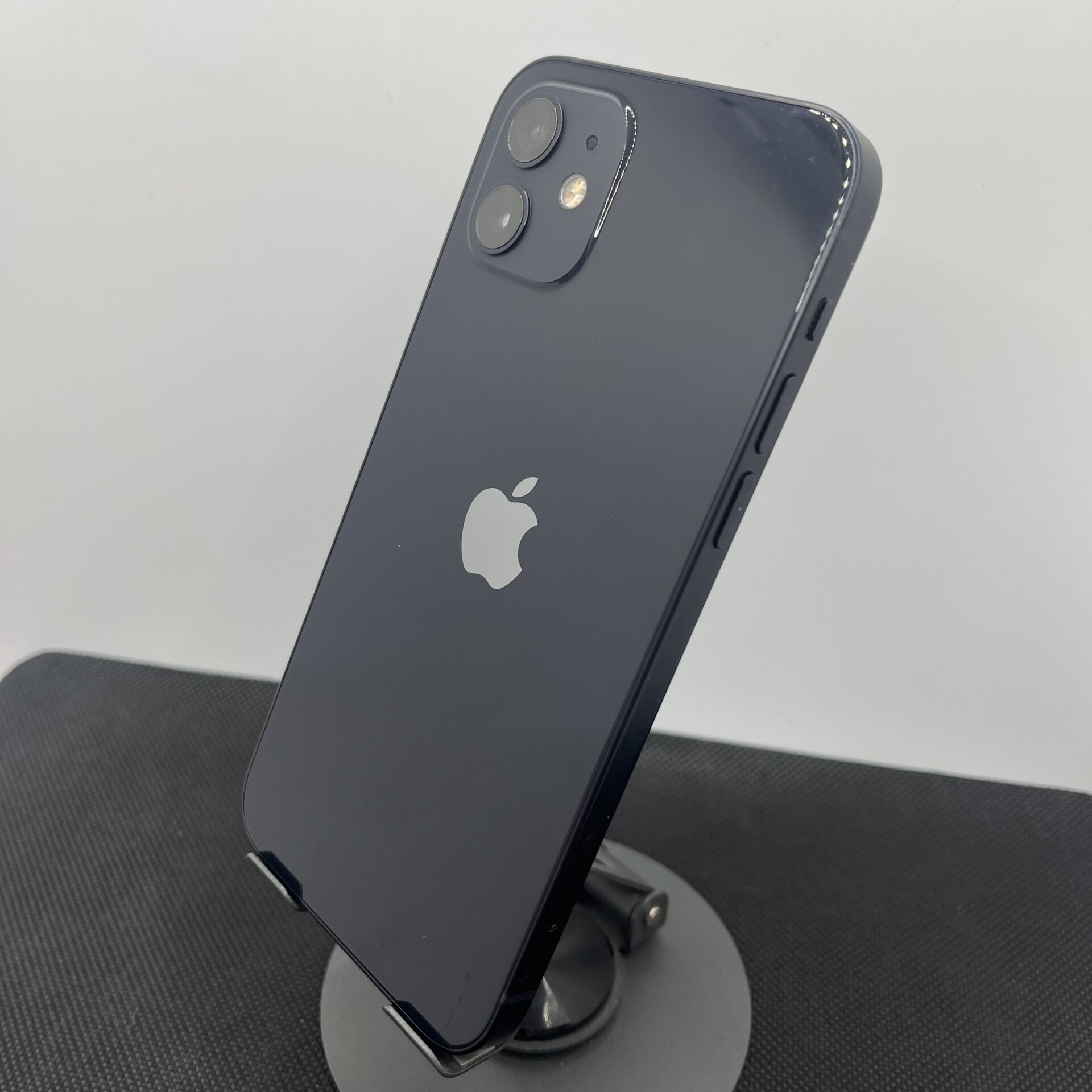 Apple iPhone 12 128GB Black (Condition: Good) - Image 8