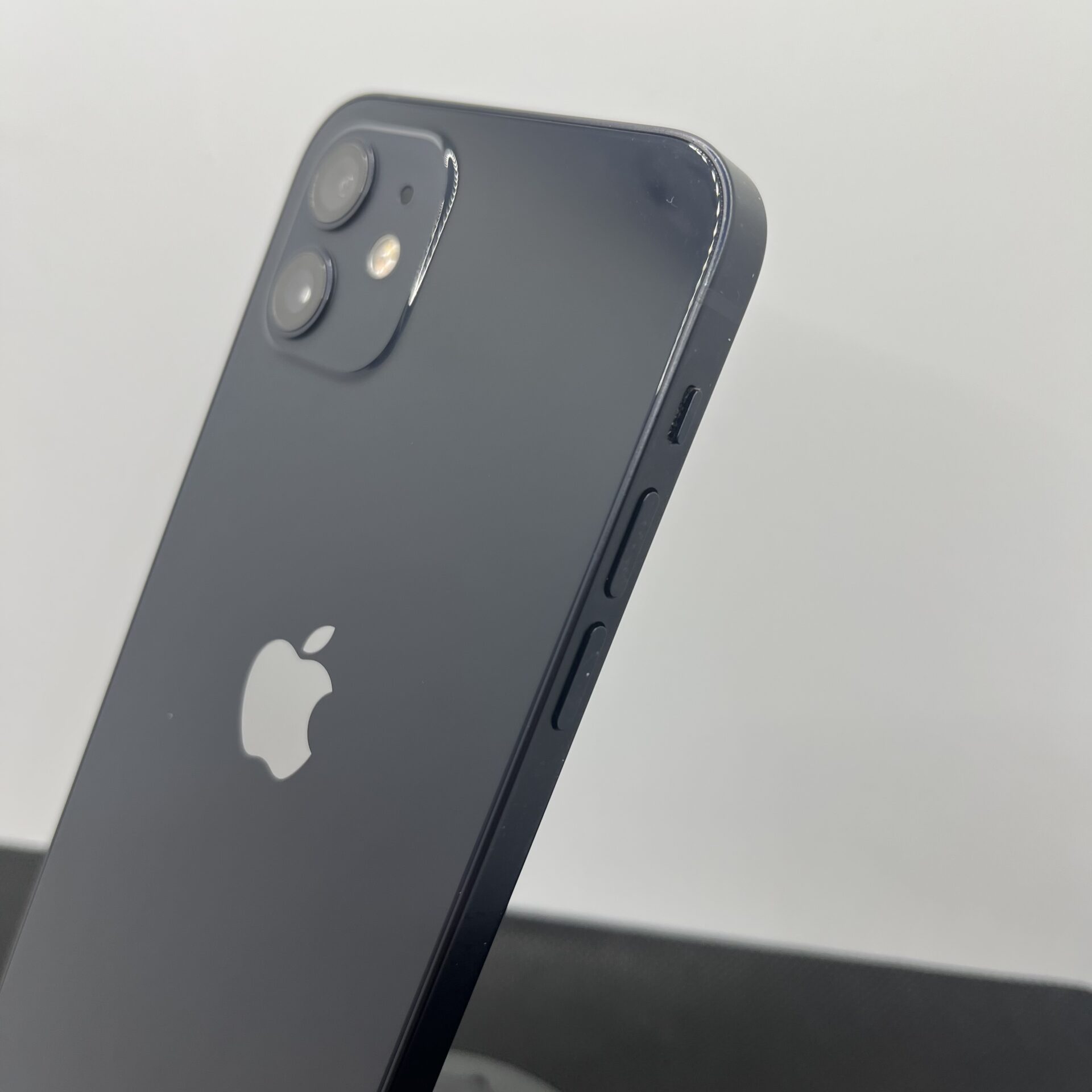 Apple iPhone 12 128GB Black (Condition: Excellent) | Epic Deals SA