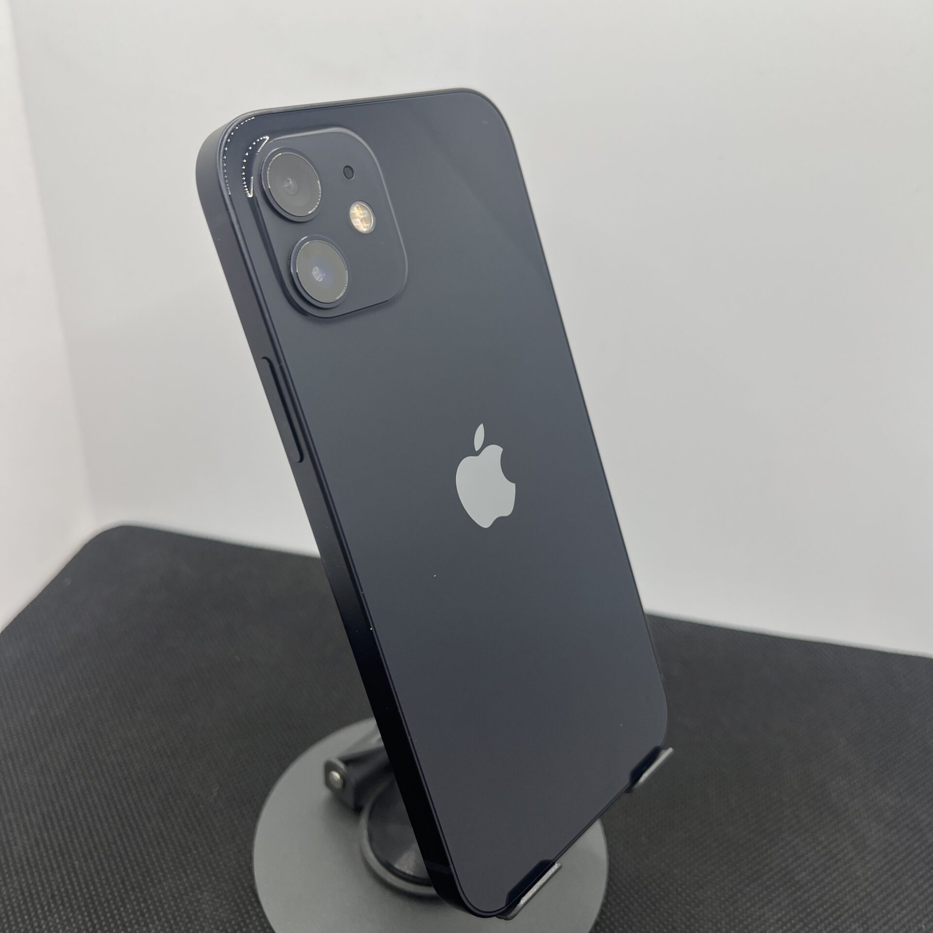 Apple iPhone 12 128GB Black (Condition: Good) - Image 7