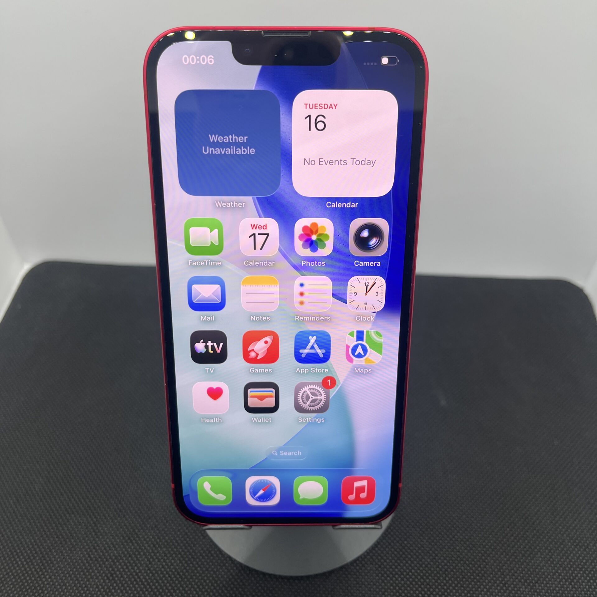 Apple iPhone 14 128GB Product Red (Condition: Excellent) - Image 2