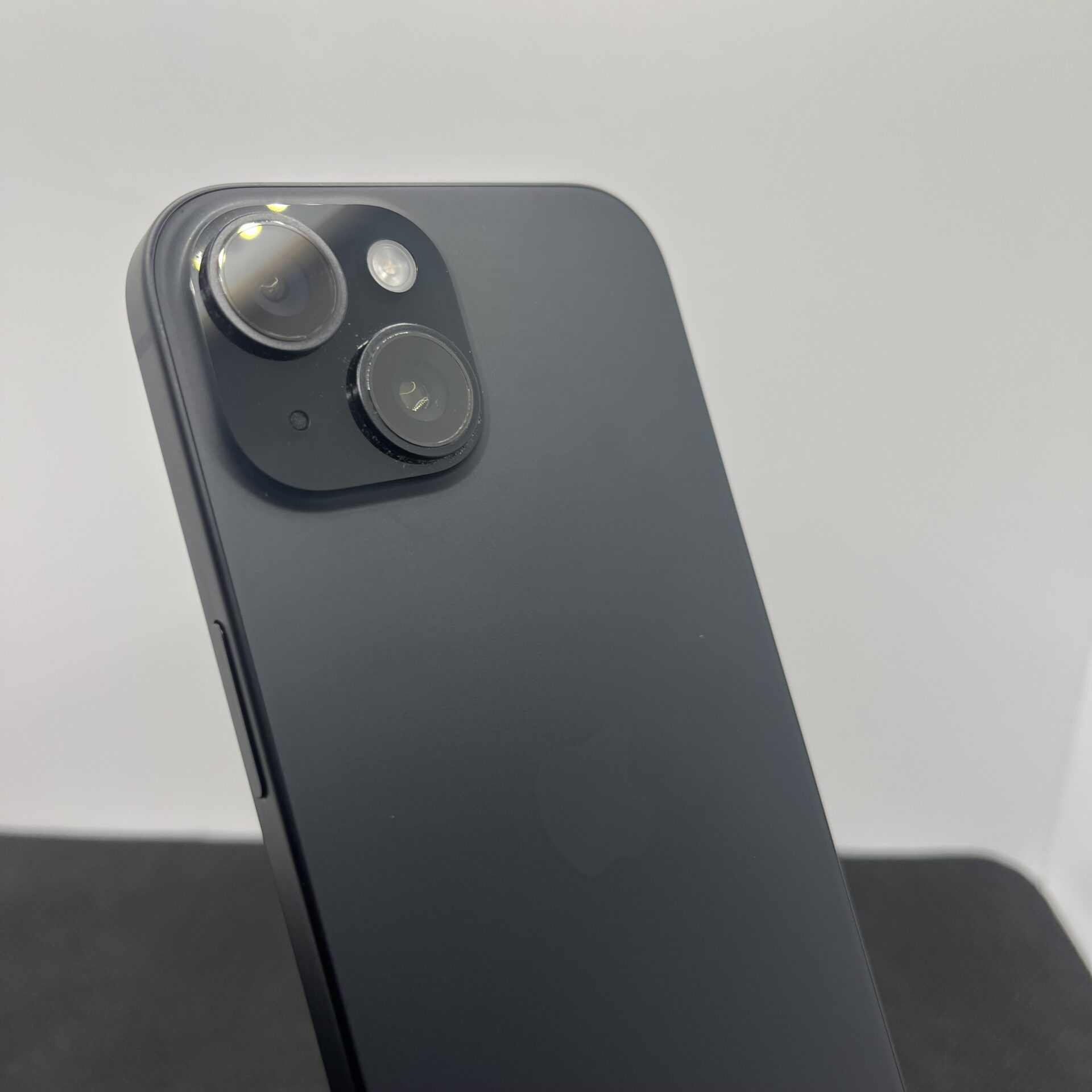 Apple iPhone 15 128GB Black (Condition: Excellent) - Image 9