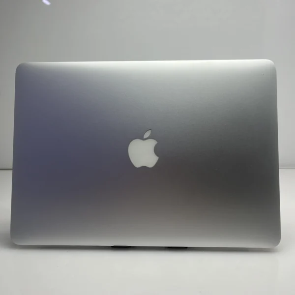 Apple MacBook Air 13-Inch 