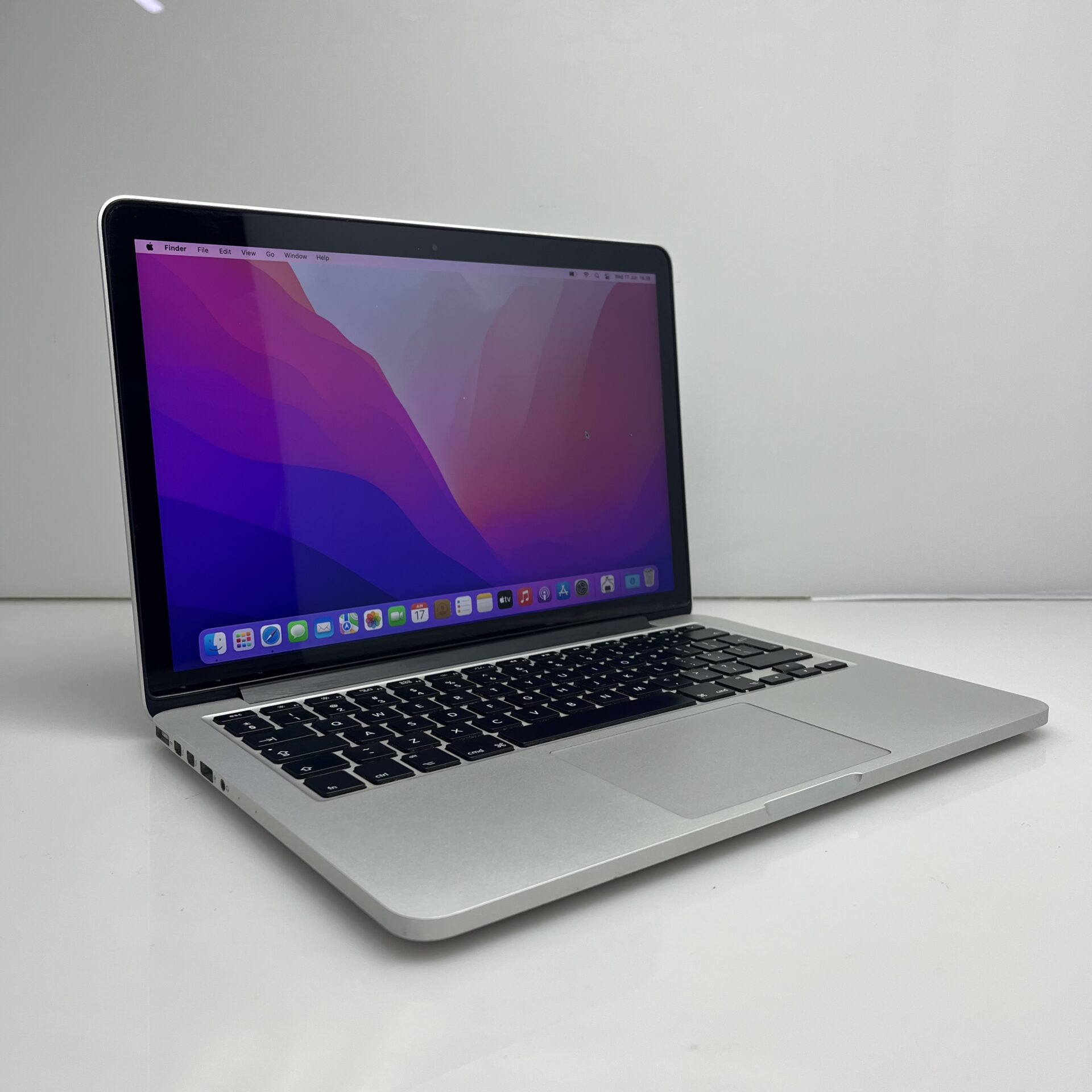 Apple MacBook Pro 13-Inch "Core i5" 2.7GHz (Early 2015) 8GB RAM 256GB SSD Silver (Condition: Good) - Image 3
