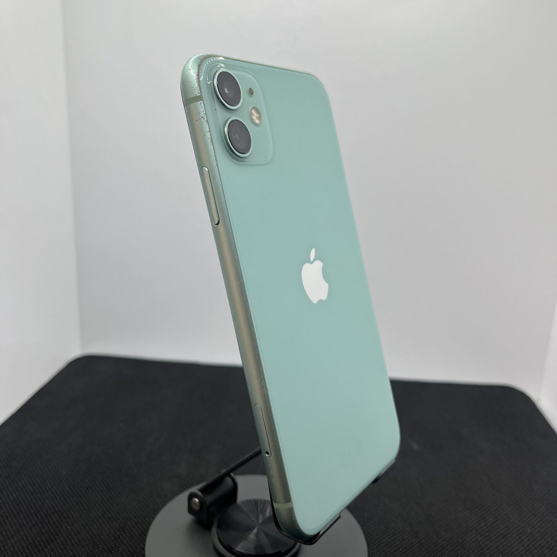 Apple iPhone 11 64GB Green (Condition: Excellent) - Image 9