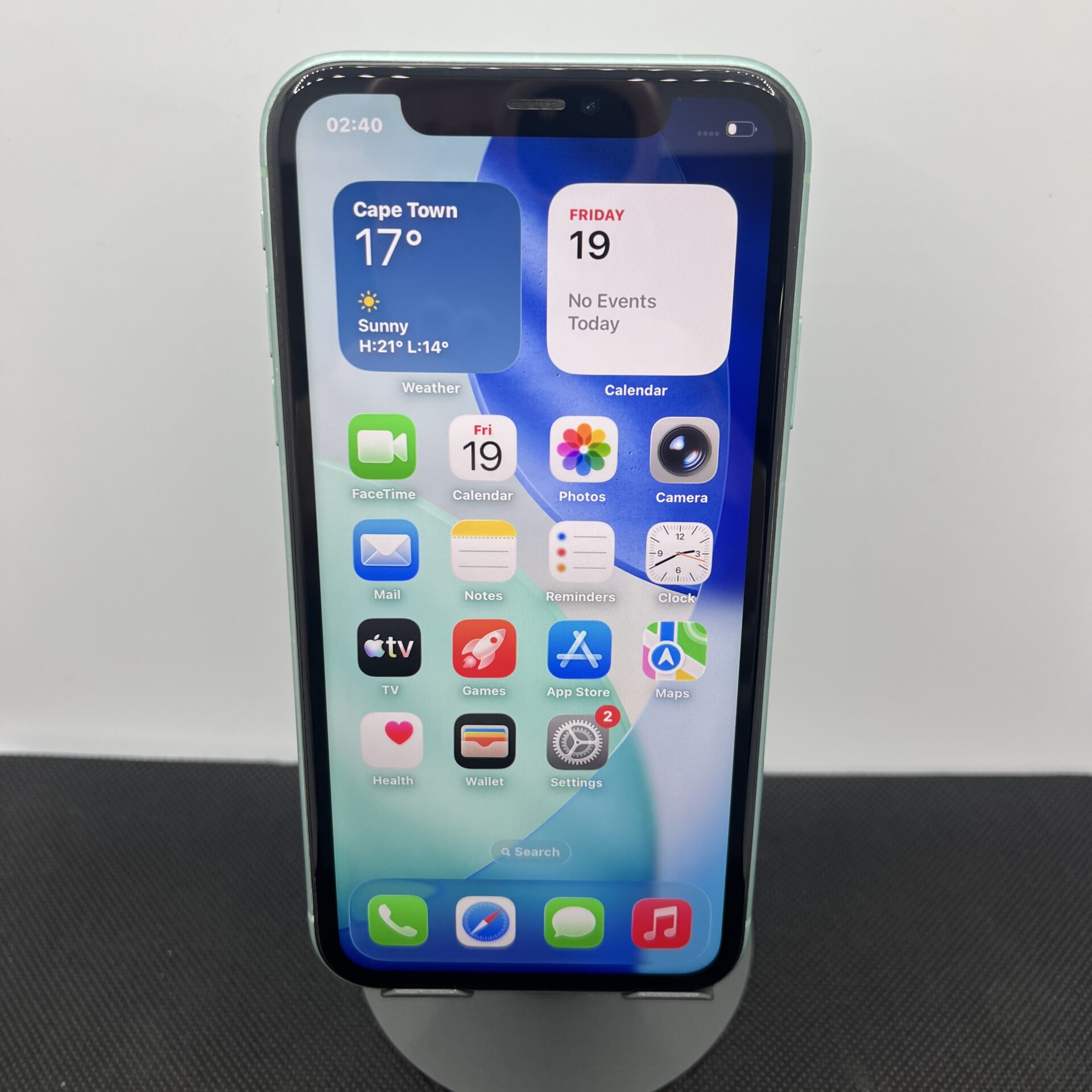 Apple iPhone 11 64GB Green (Condition: Good) - Image 2