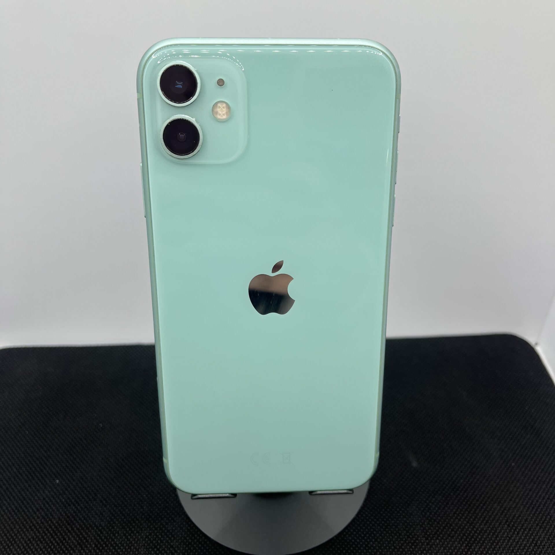 Apple iPhone 11 64GB Green (Condition: Good) - Image 10