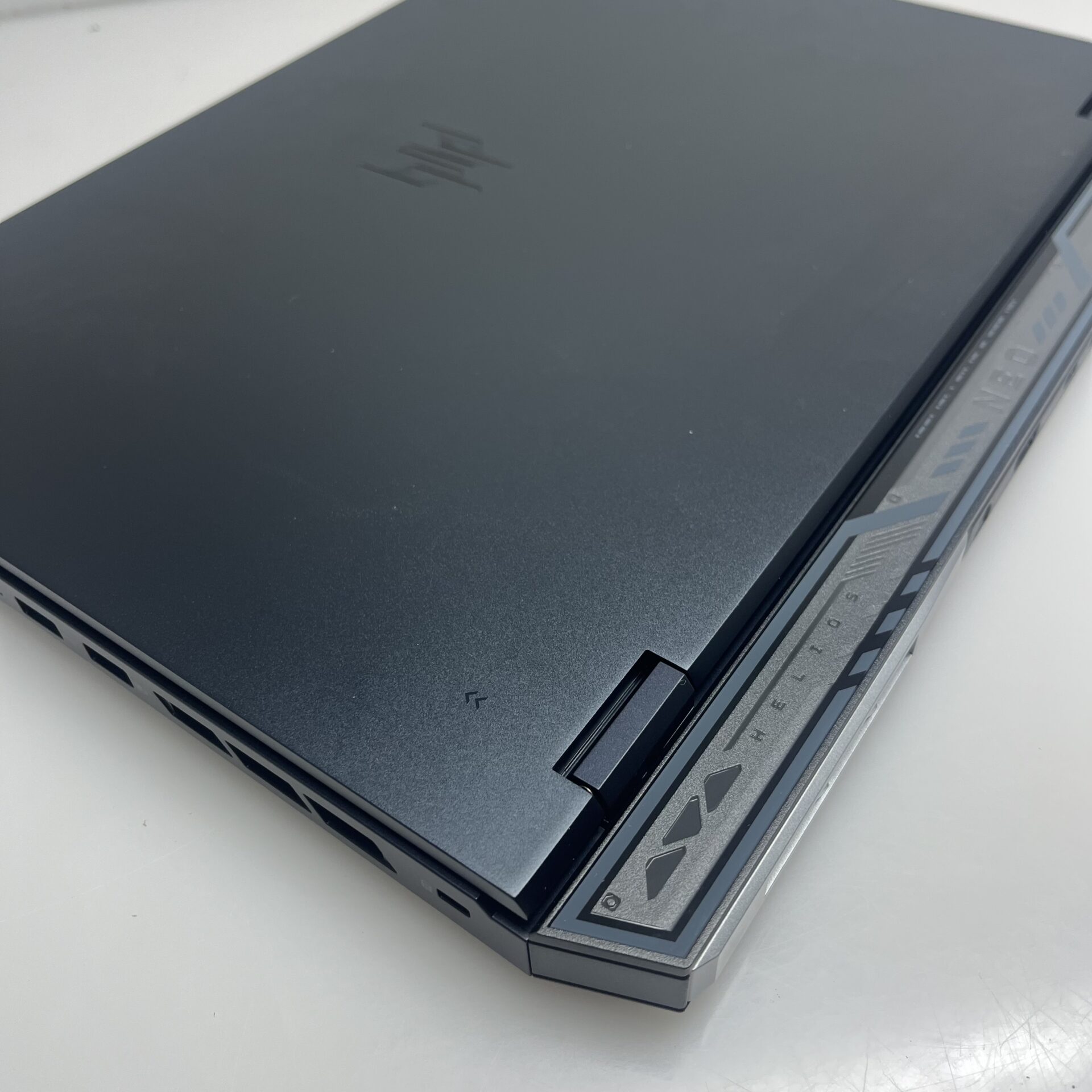 Acer Predator Helios Neo 16 "Core i7-14650HX" 2.20GHz 32GB RAM 1TB SSD Abyssal Black (Condition: Pristine) - Image 3
