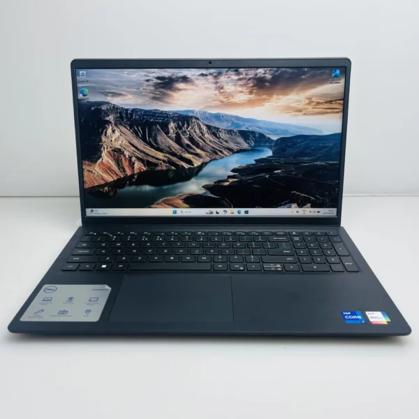 Dell Inspiron 15 3520 