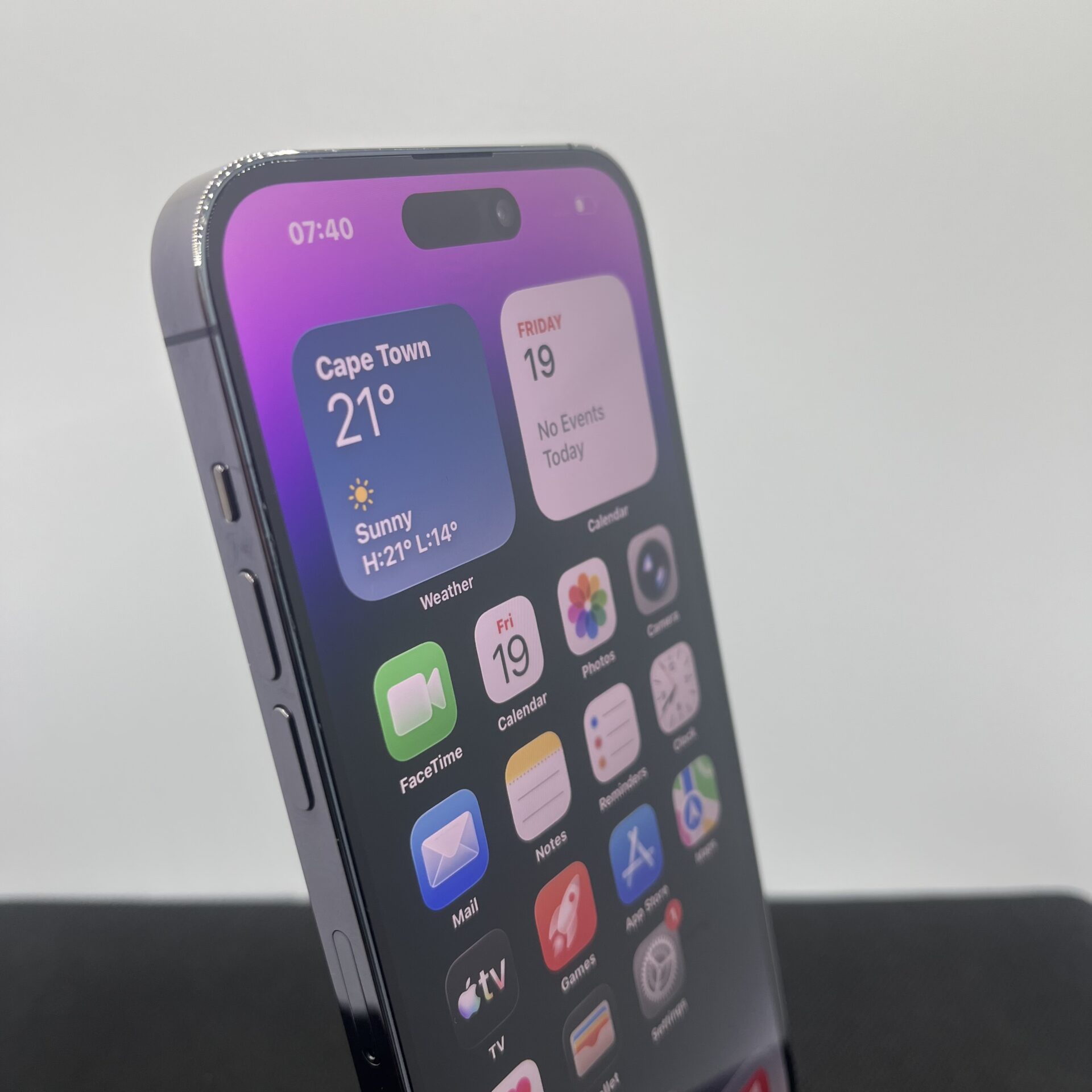 Apple iPhone 14 Pro Max 1TB Deep Purple (Condition: Good) - Image 4