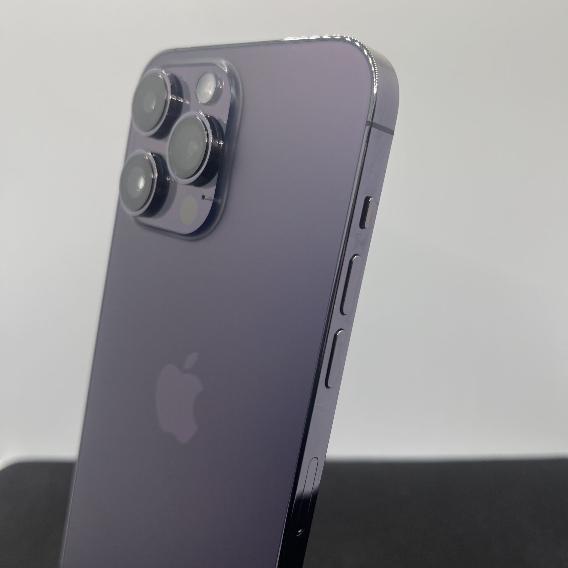 Apple iPhone 14 Pro Max 1TB Deep Purple (Condition: Good) - Image 10