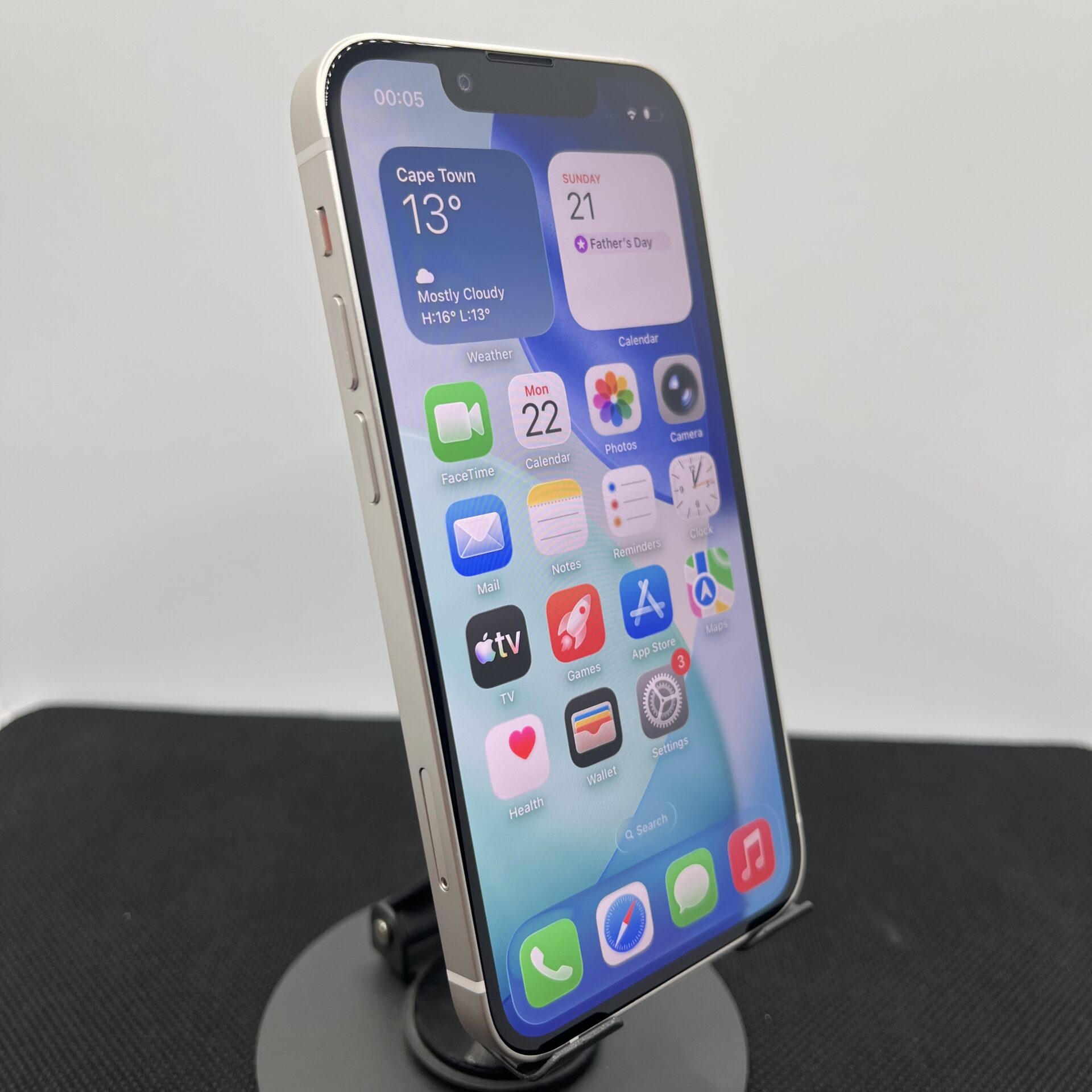 Apple iPhone 13 Mini 128GB Starlight (Condition: Excellent) - Image 3