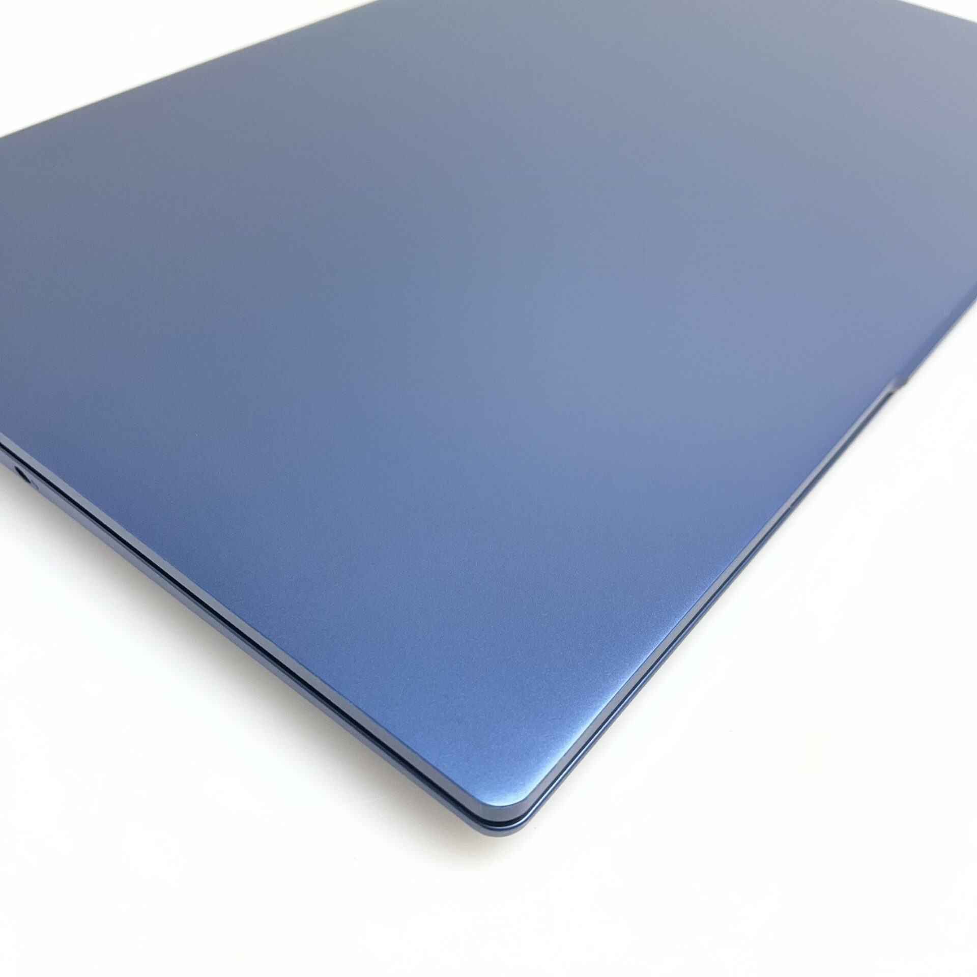 Lenovo IdeaPad Slim 3 15ABR8 "Ryzen 7" 2.00GHz 16GB RAM 512GB SSD Abyss Blue (Condition: Excellent) - Image 8