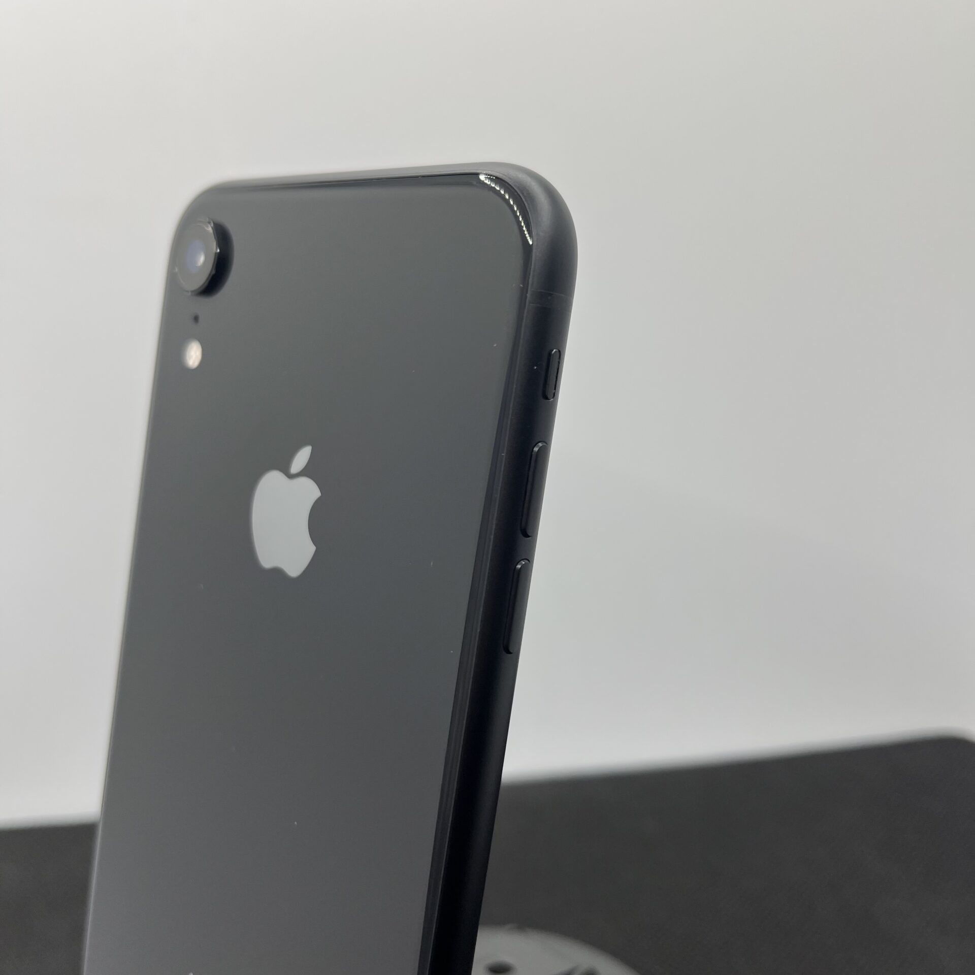 Apple iPhone XR 64GB Black (Condition: Good) - Image 10
