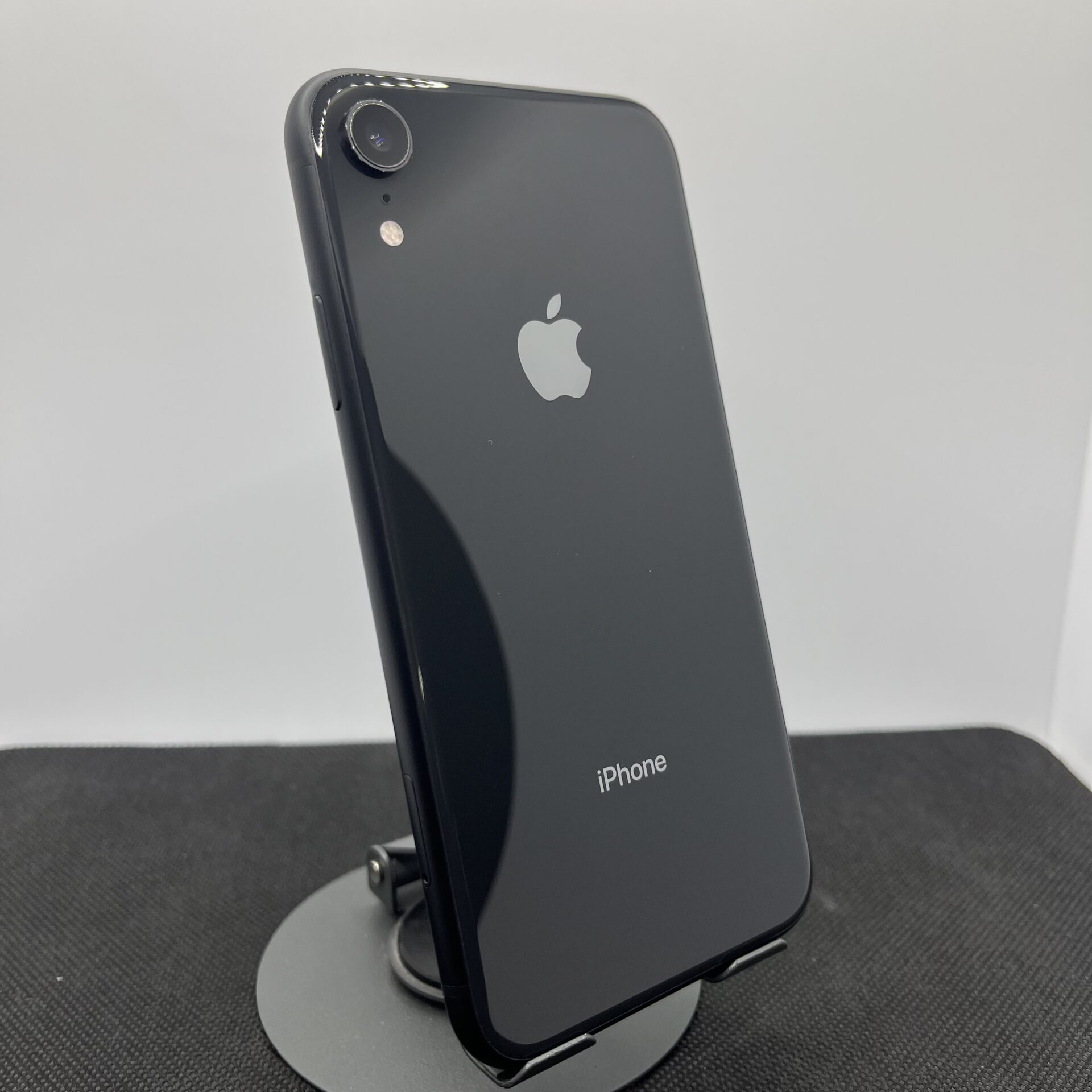 Apple iPhone XR 64GB Black (Condition: Good) - Image 7