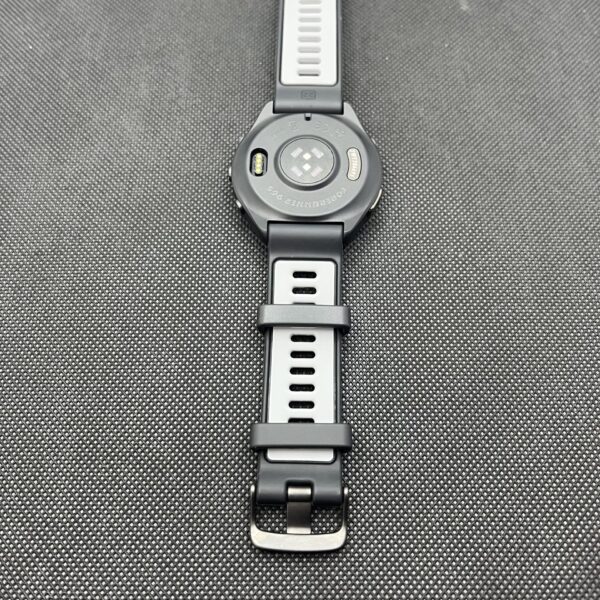 Garmin Forerunner 965 Carbon Gray with Black/Powder Gray Silicone Band(Condition: Pristine) - Image 6